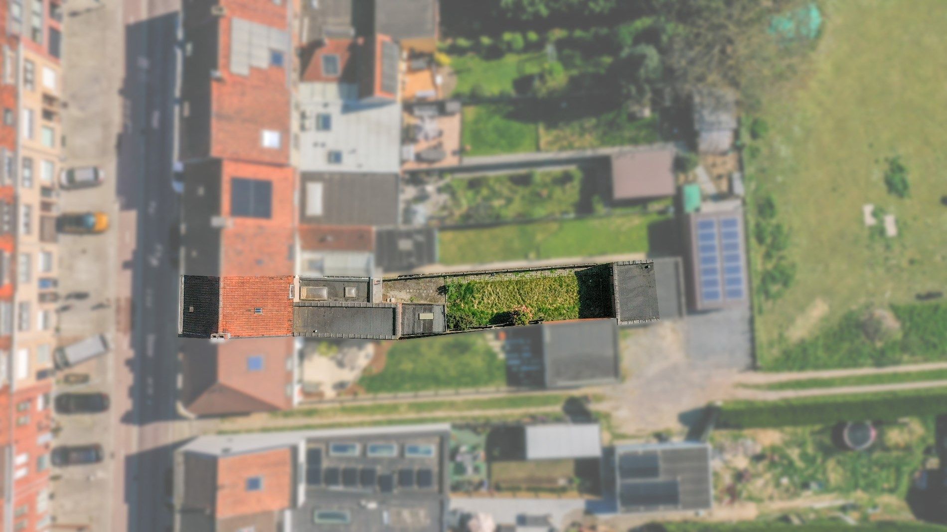 Ruime woning met potentieel en uitstekende ligging! foto 16
