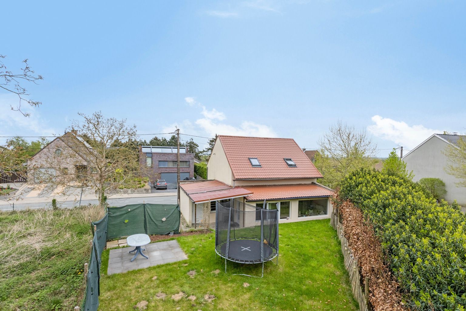 WONING MET TUIN IN HAASRODE foto 23