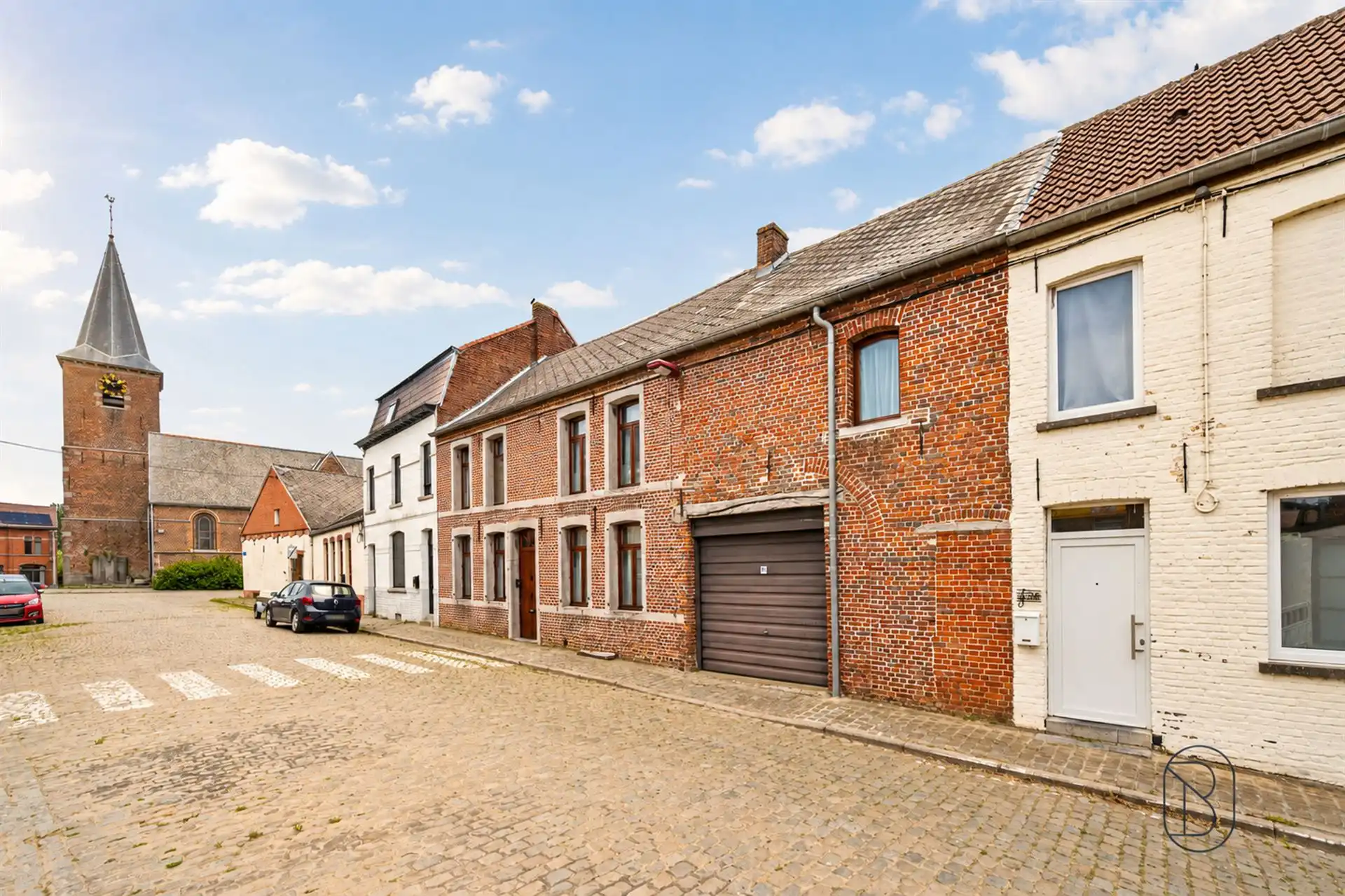 Gemengd gebouw, ideaal voor een zelfstandige/investeerder! foto 2