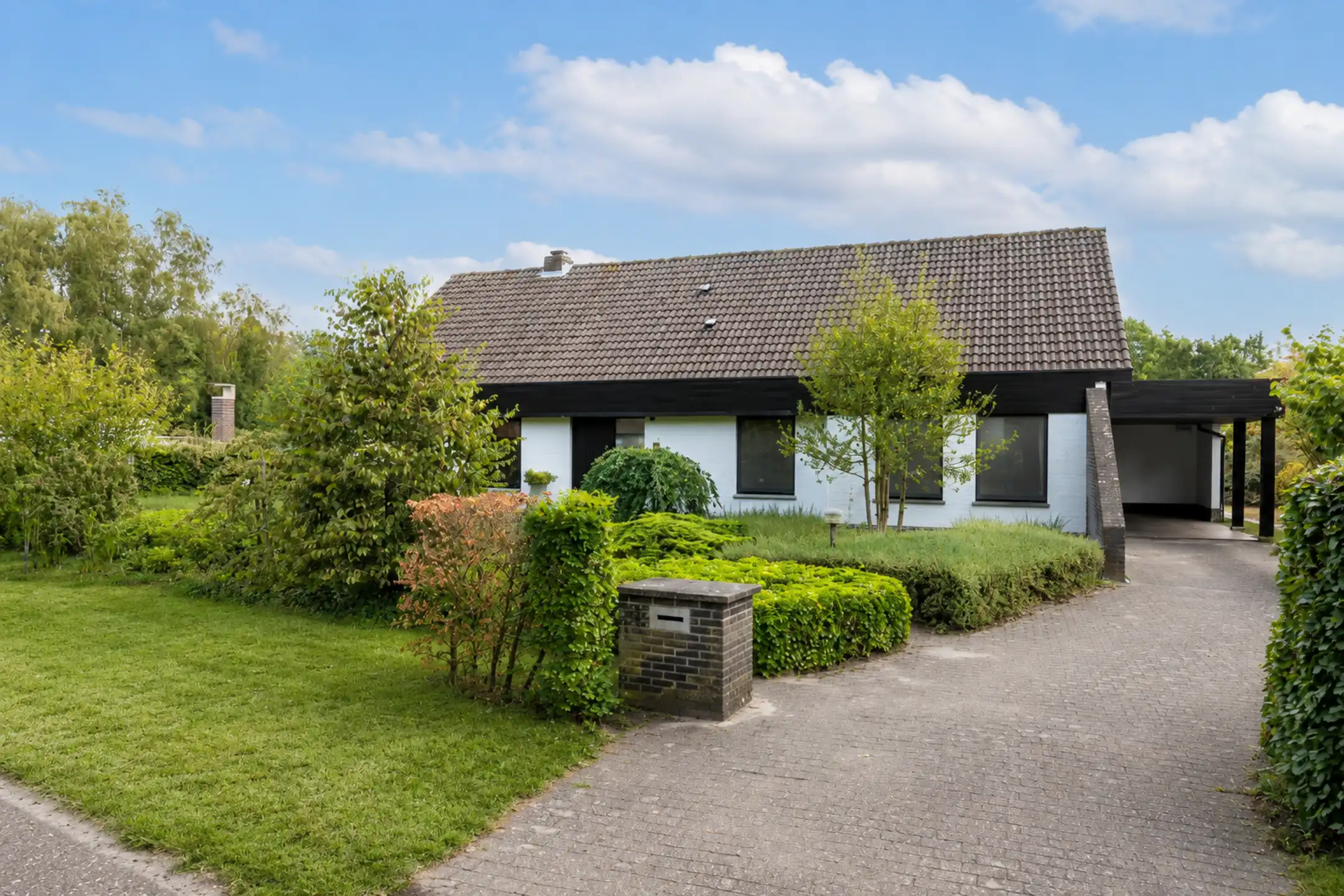 Rustig gelegen villa | 6 slks | 1.705 m² | zuidgericht foto 27