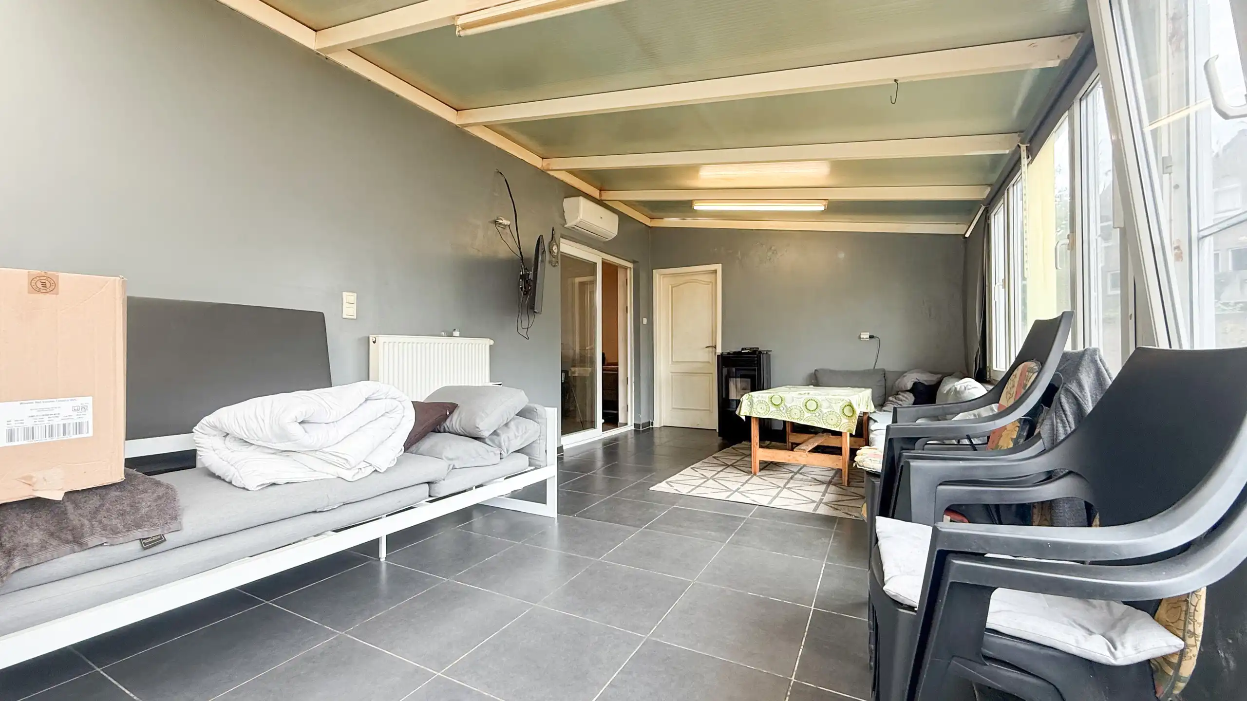 Halfopen woning met tuin, garage en 3 slaapkamers foto 15
