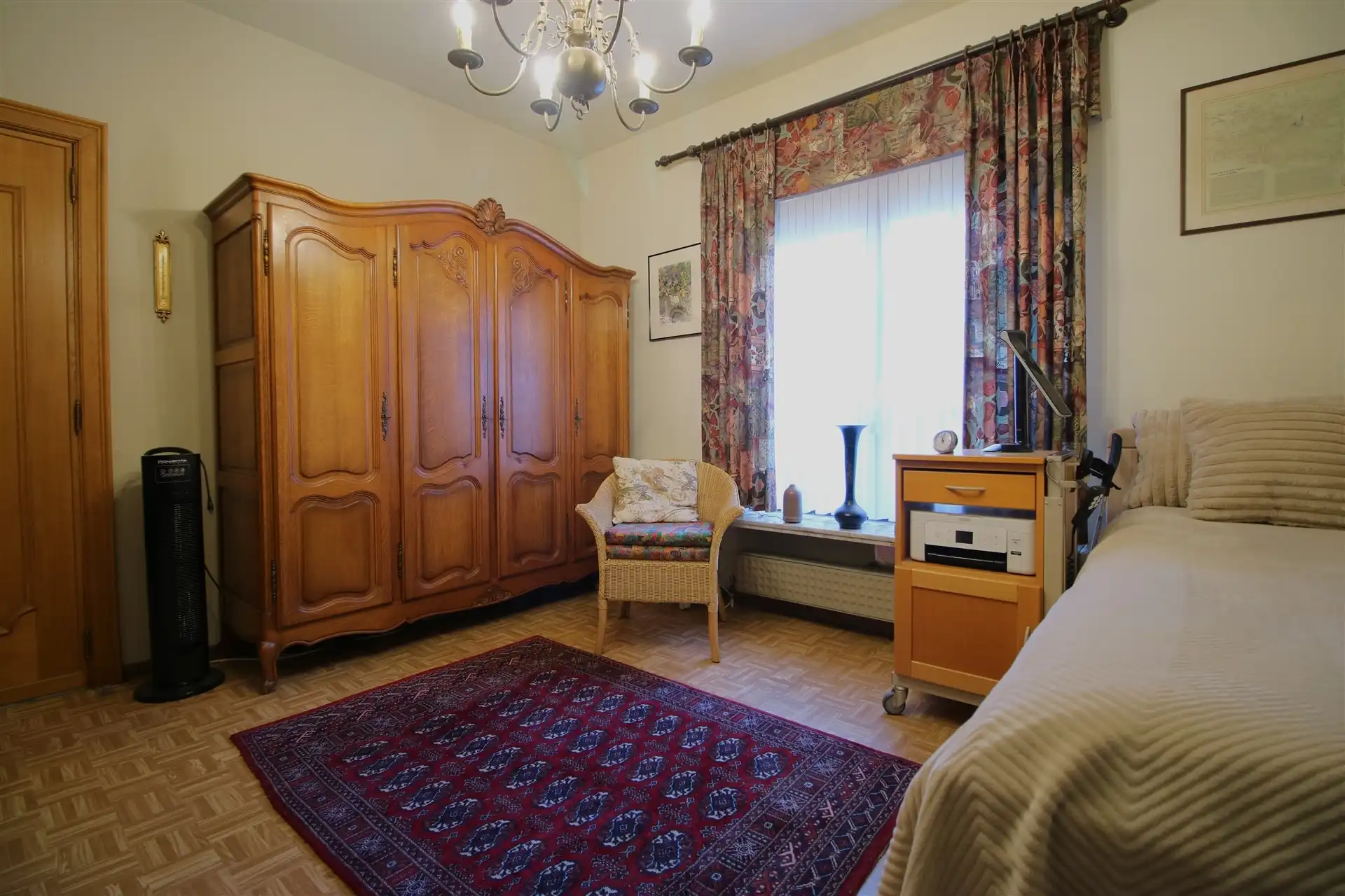 Ruime op te frissen woning in het centrum foto 10