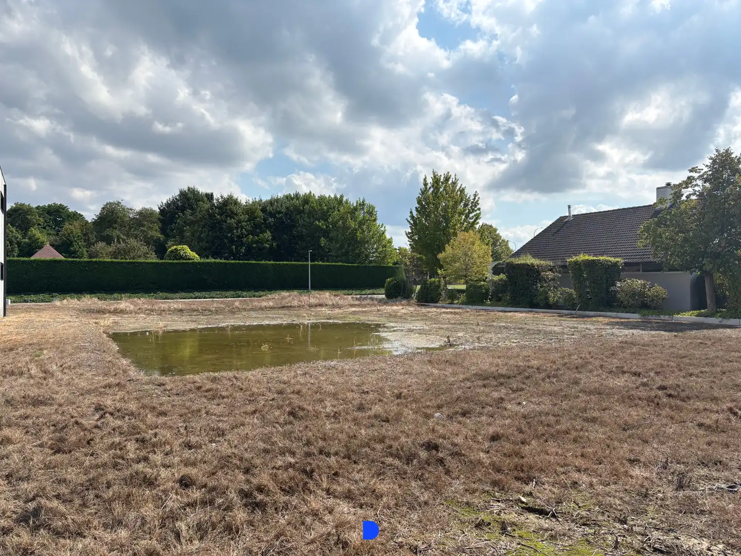 Commercieel gelegen bouwgrond. foto 4