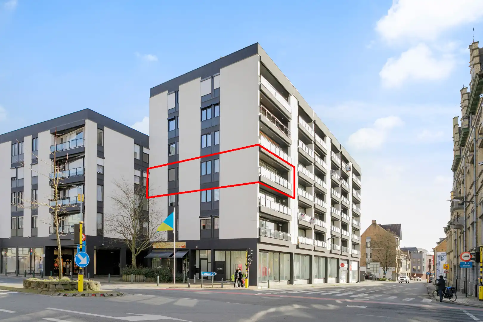3-slaapkamerappartement op de Grote Markt te Wevelgem! foto 15