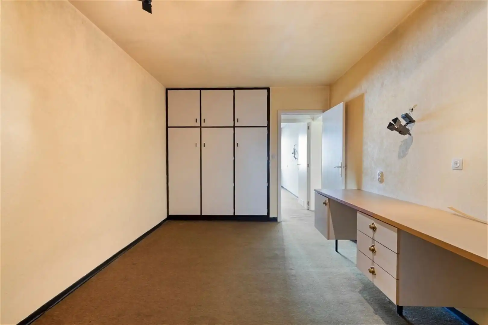 Knusse woning in deelgemeente Leupegem foto 20