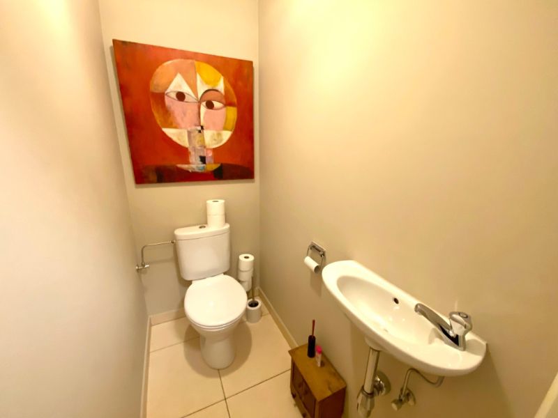 Centraal gelegen, lichtrijk appartement met 1 slaapkamer en dressing foto 9
