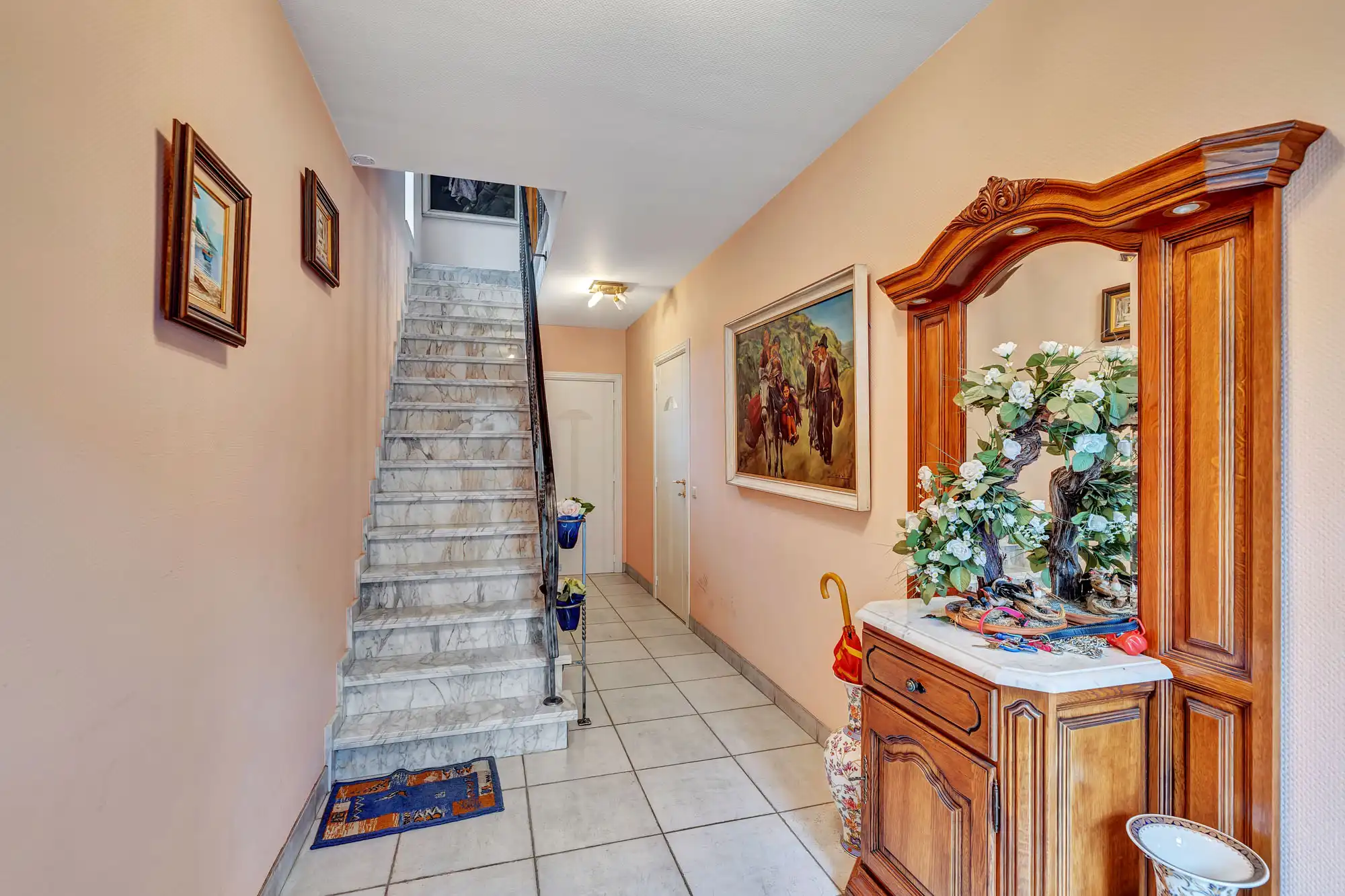 Bel-etage woning met 3 slaapkamers, garage en tuin foto 3