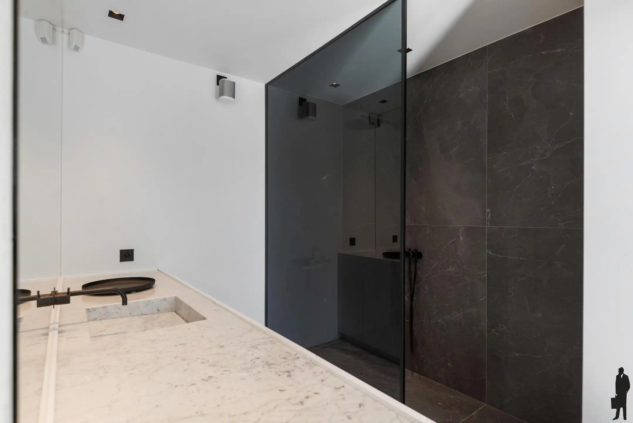 Exclusieve gerenoveerde designvilla op 2.000 m² te Schilde foto 15