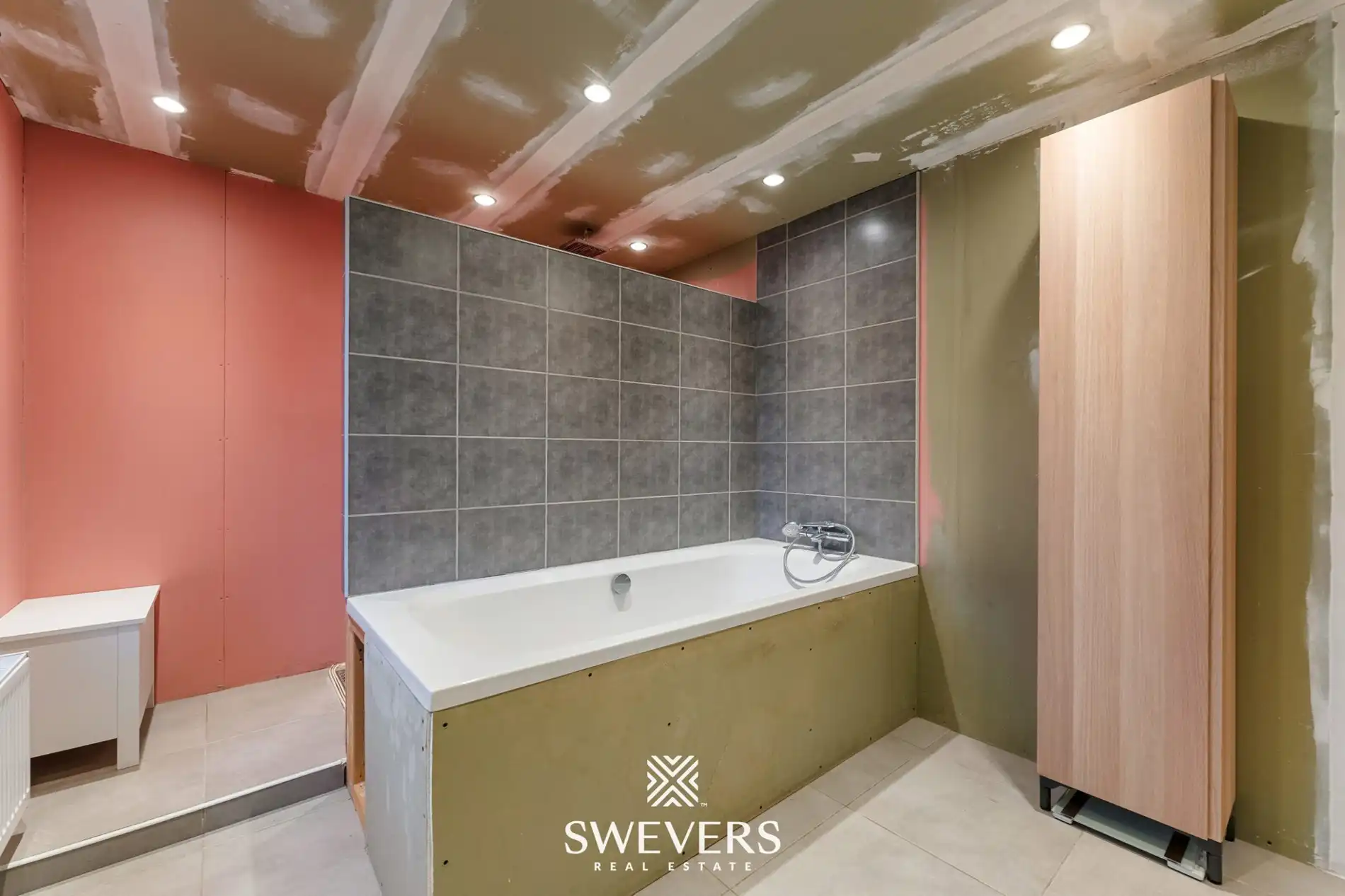 Woning met renovatiepotentieel, 3 slpk, zolder en veel bergruimte foto 19