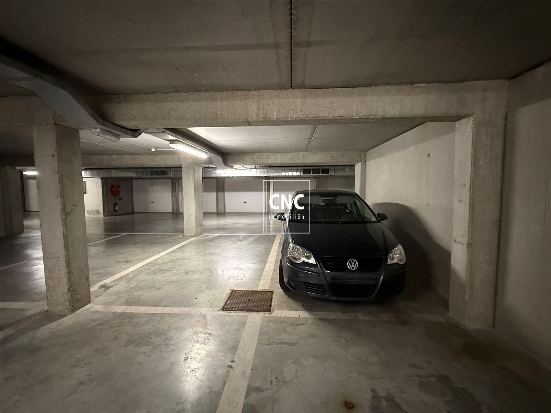 Ideale autostaanplaats op toplocatie in Knokke-Heist foto 6
