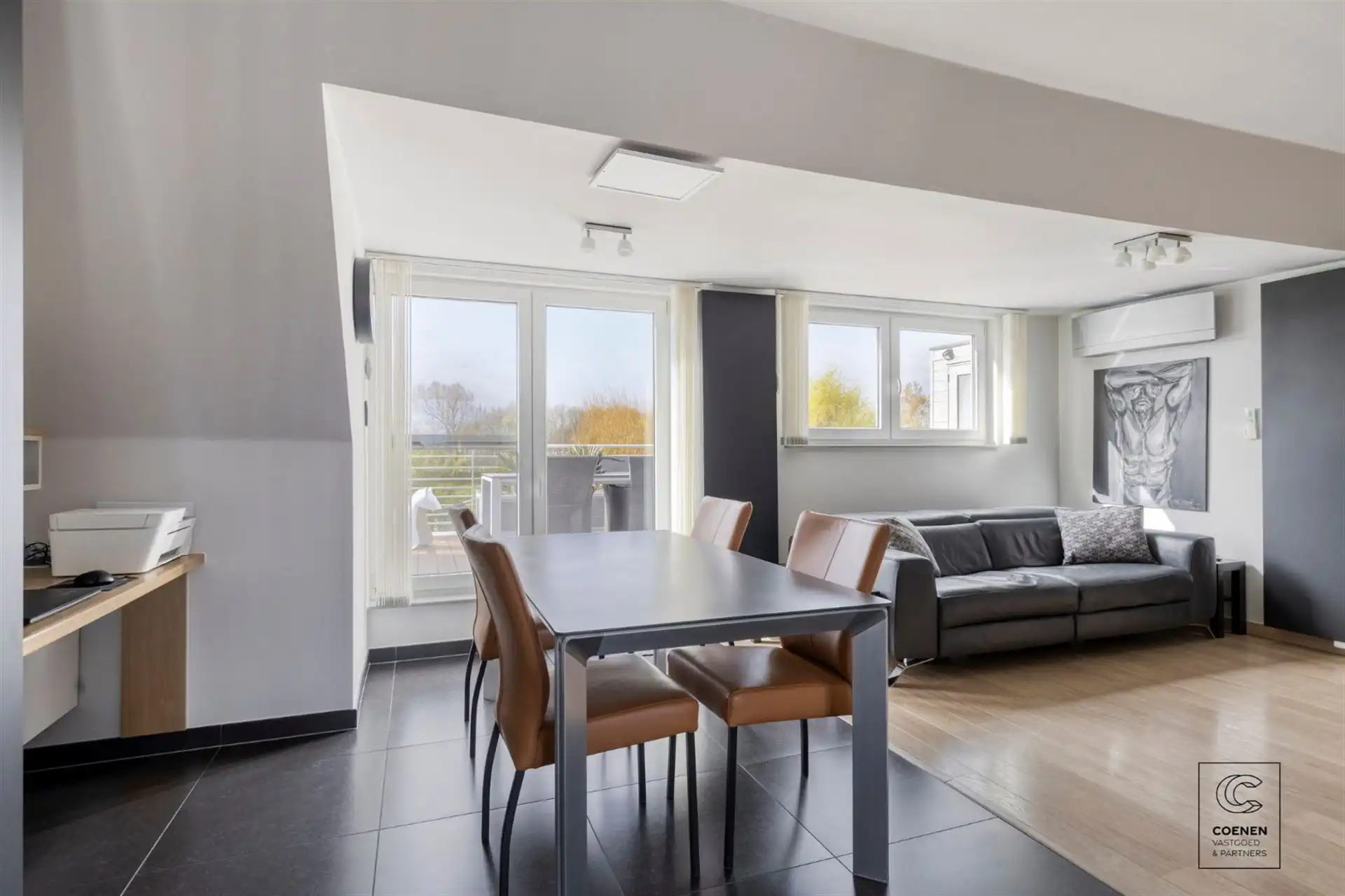 Lichtrijk appartement met 2 slpk en groen zicht te Duffel! foto 3