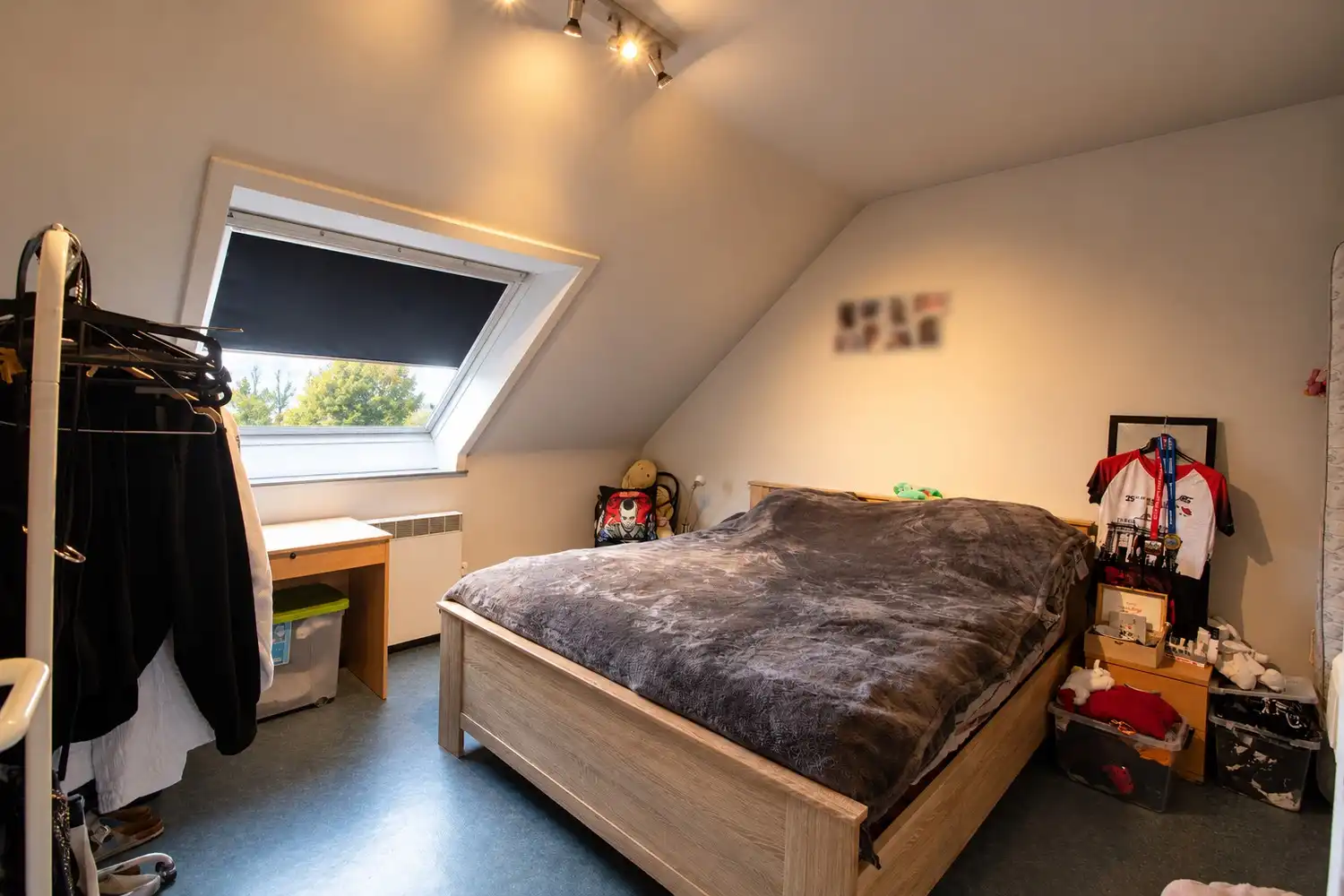 Handelspand met ruime woning, ondergronds magazijn/garage en veel parkeermogelijkheden langs de N32 foto 20