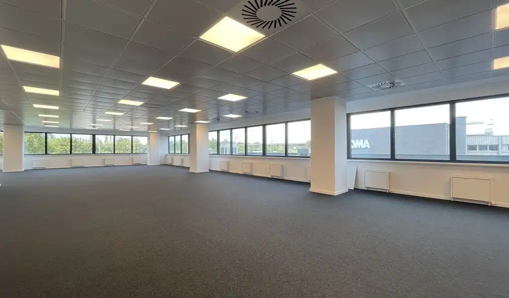 Kantoor te huur in North Trade Building vlakbij haven van Antwerpen foto 7