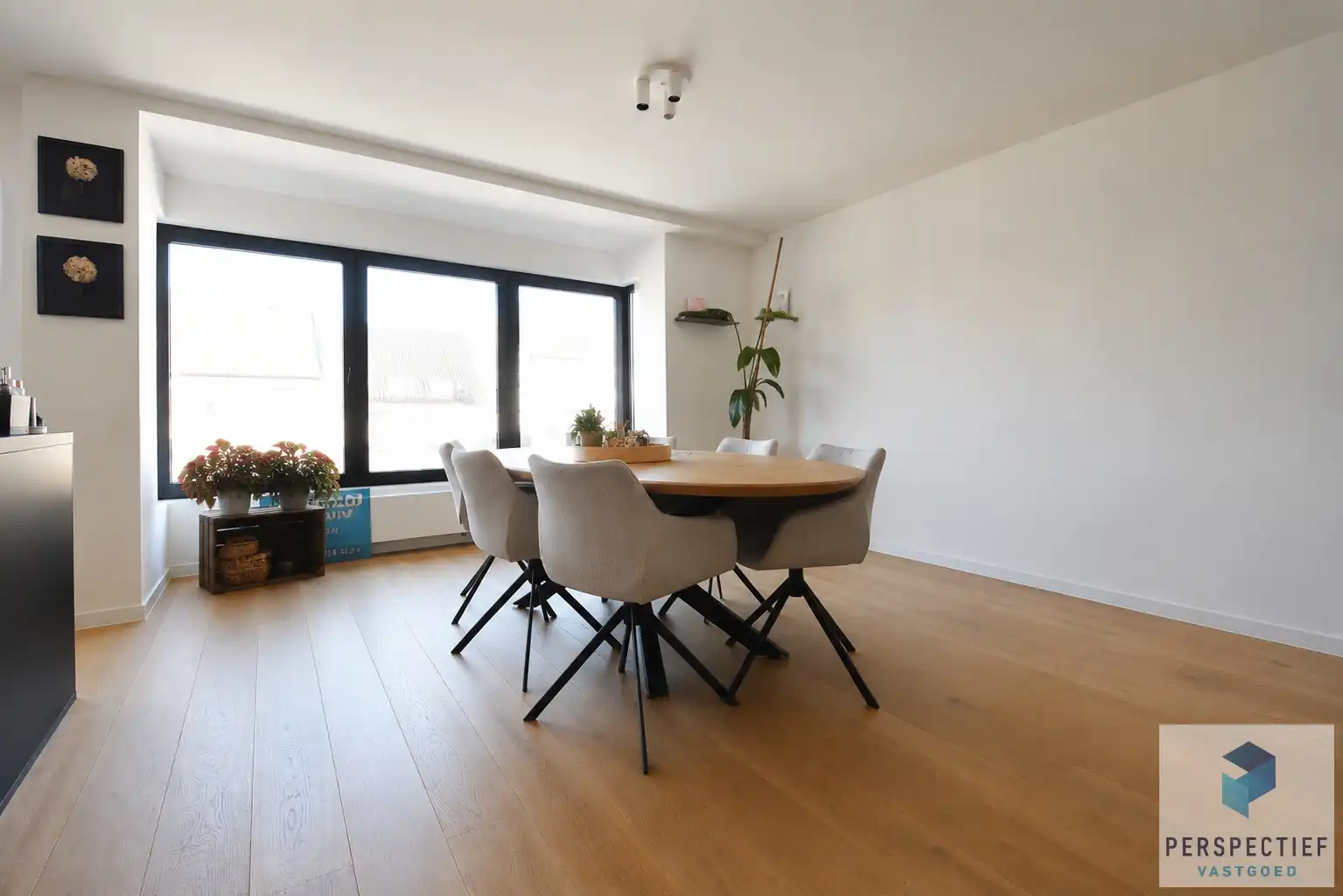 Groot appartement 128m² met 3 slaapkamers en GROOT terras - (A LABEL) foto 6