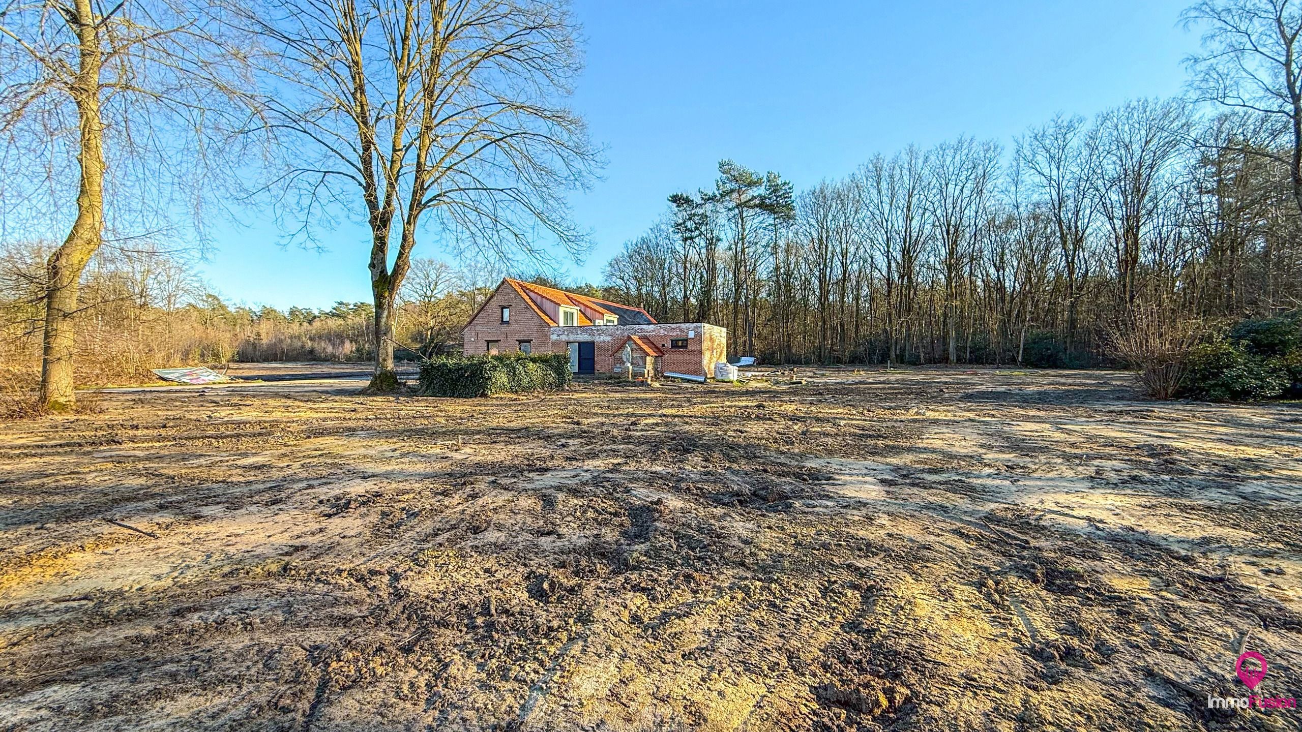 Multifunctioneel horecapand op een perceel van 1.9 hectare! foto 57