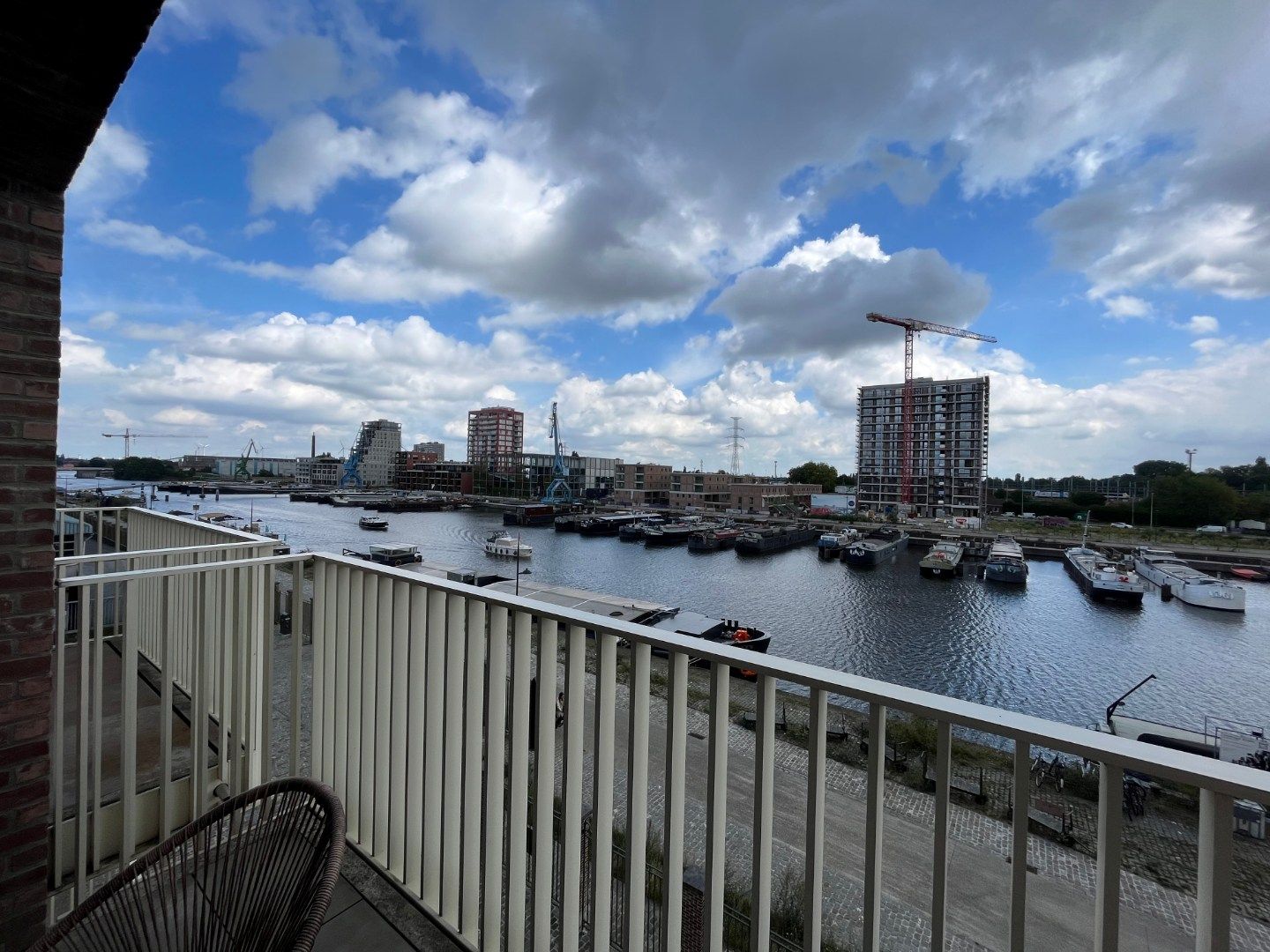 Stijlvol nieuwbouwappartement met uniek zicht – Gentse Dokken foto 7
