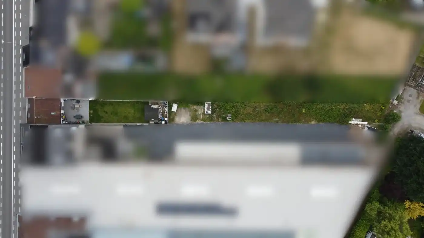 Charmante woning met 850 m² grond en verrassend veel buitenruimte foto 5