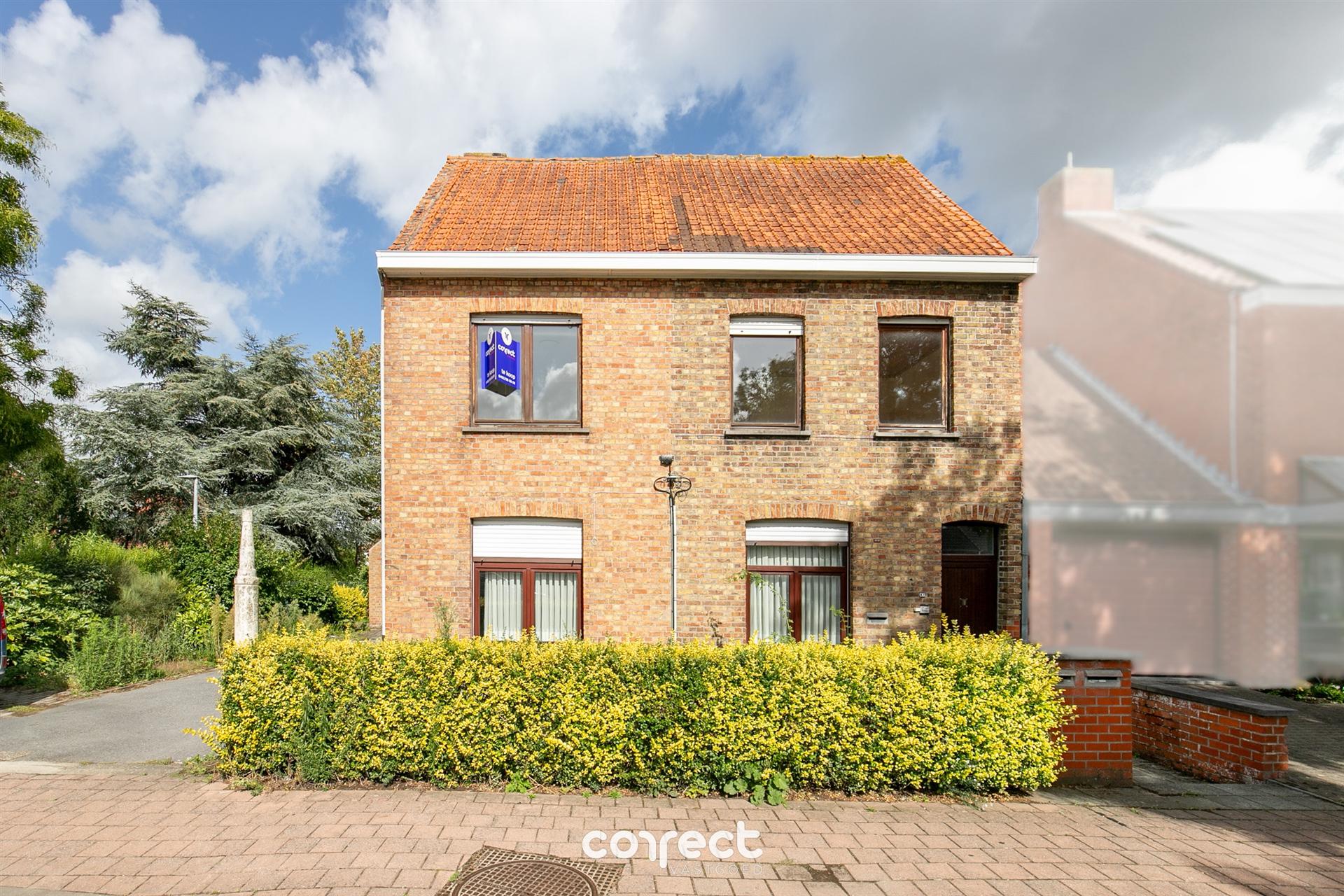 Hoofdfoto van de publicatie: Renovatieproject op ruim perceel in Sint-Michiels