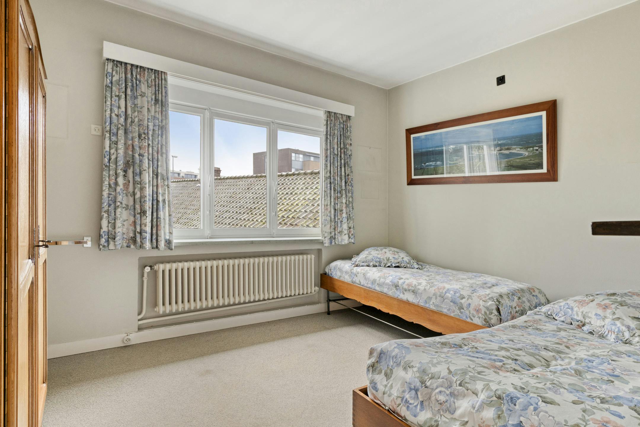 Riante villa met praktijkruimte foto 12