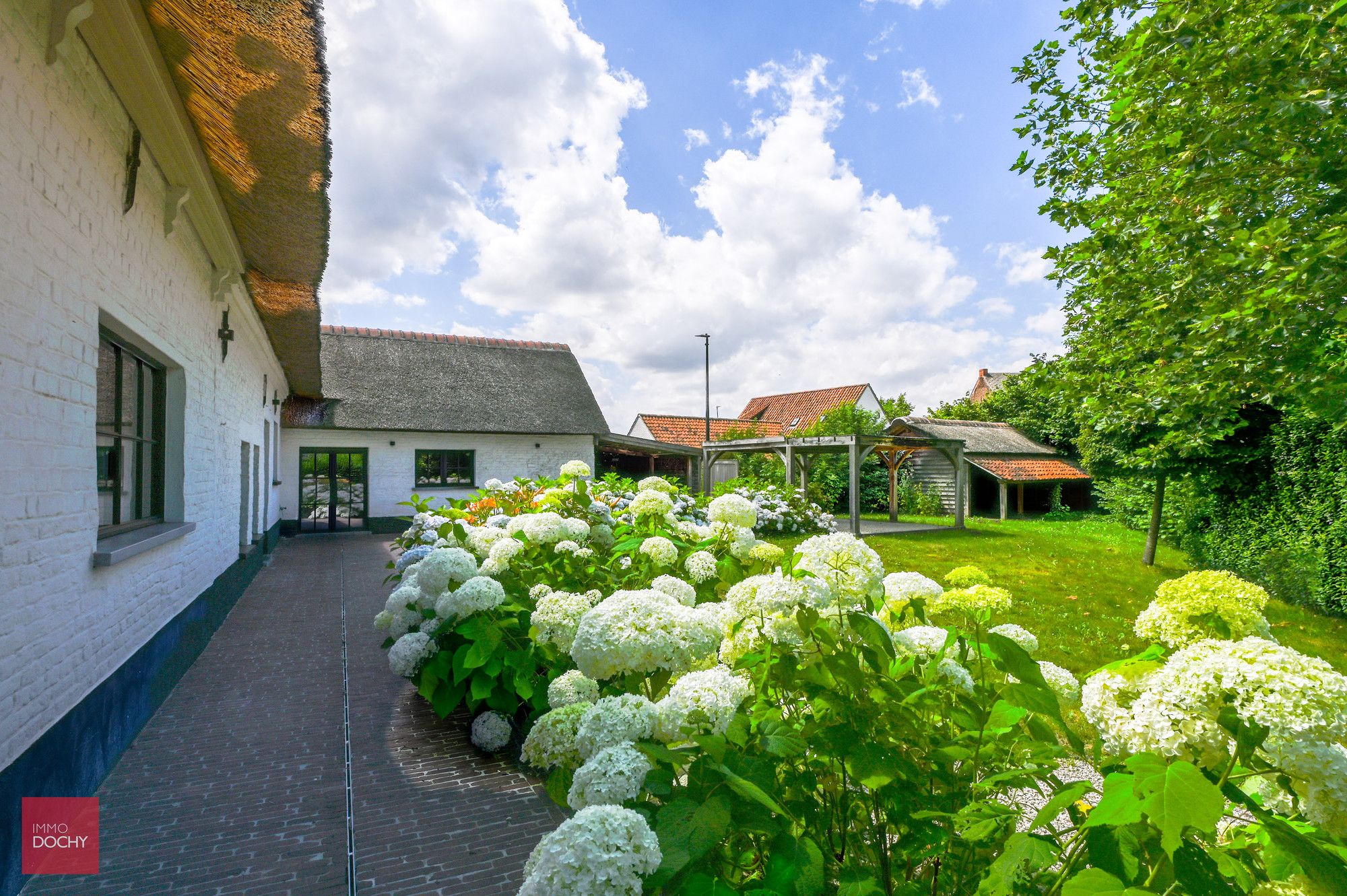 Instapklaar en volledig gerestaureerd villa-landhuis foto 8