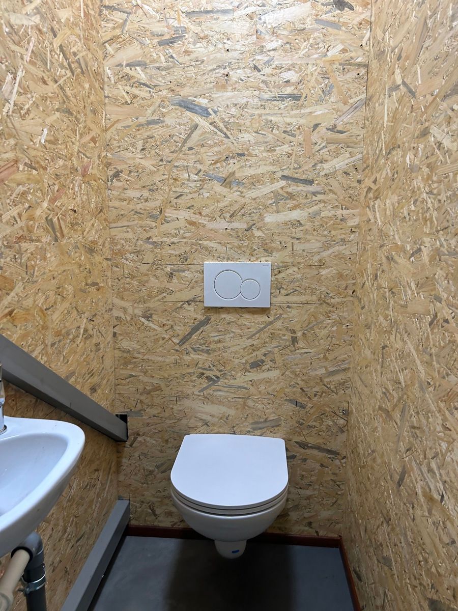 Commerciële ruimte te huur foto 7