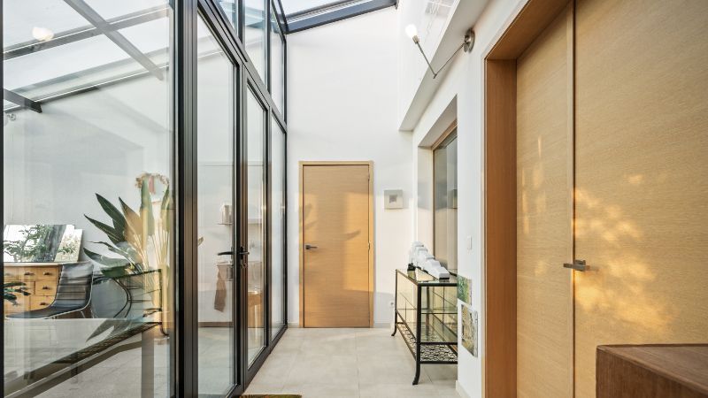 Moderne villa 247m² met bijgebouw-garage en zwembad op 58 are foto 45