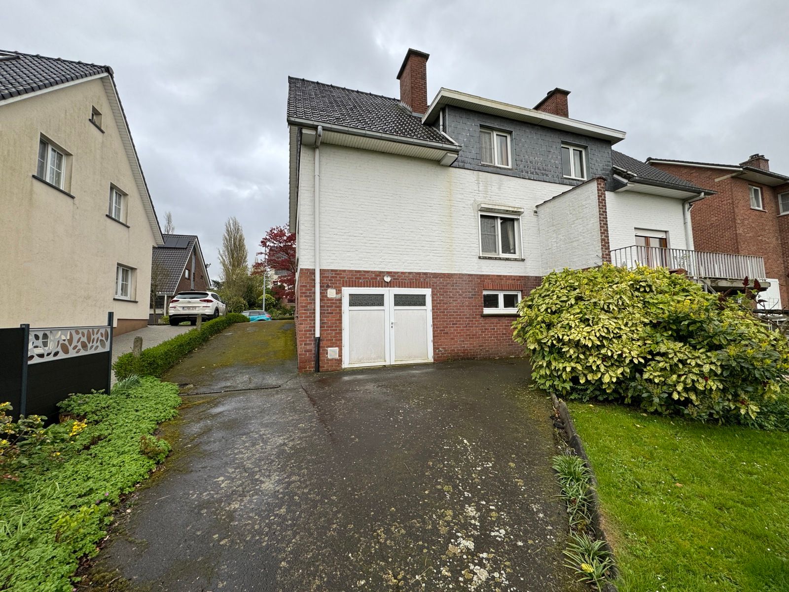 Eengezinswoning met 3 slaapkamers, garage en tuin foto 3