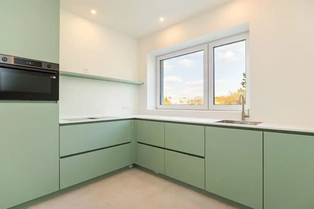 Prachtig gerenoveerd appartement in Deurne-zuid foto 4