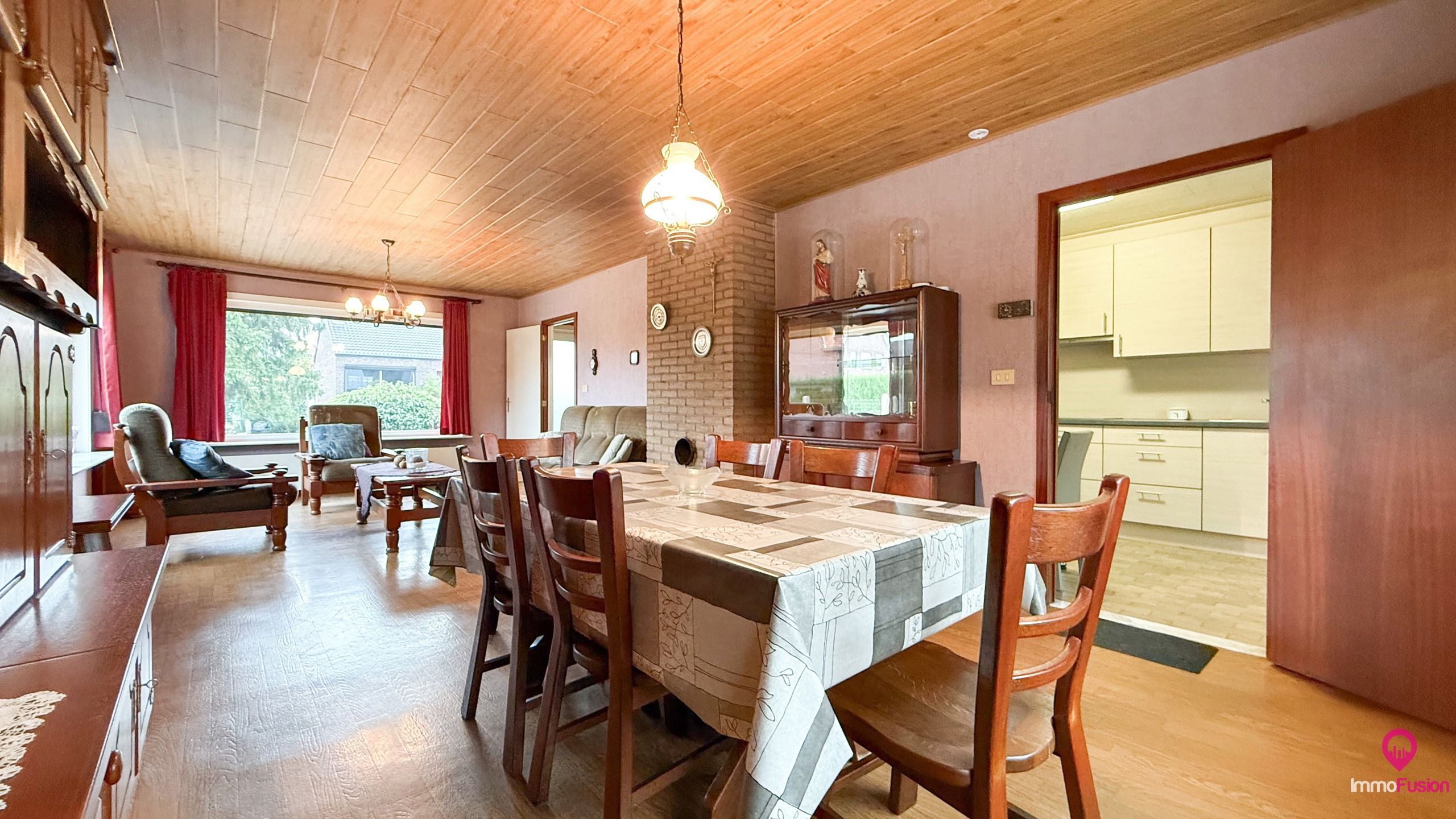 Gelijkvloerse woning op 10a met 3slpk en inpandige garage! foto 7