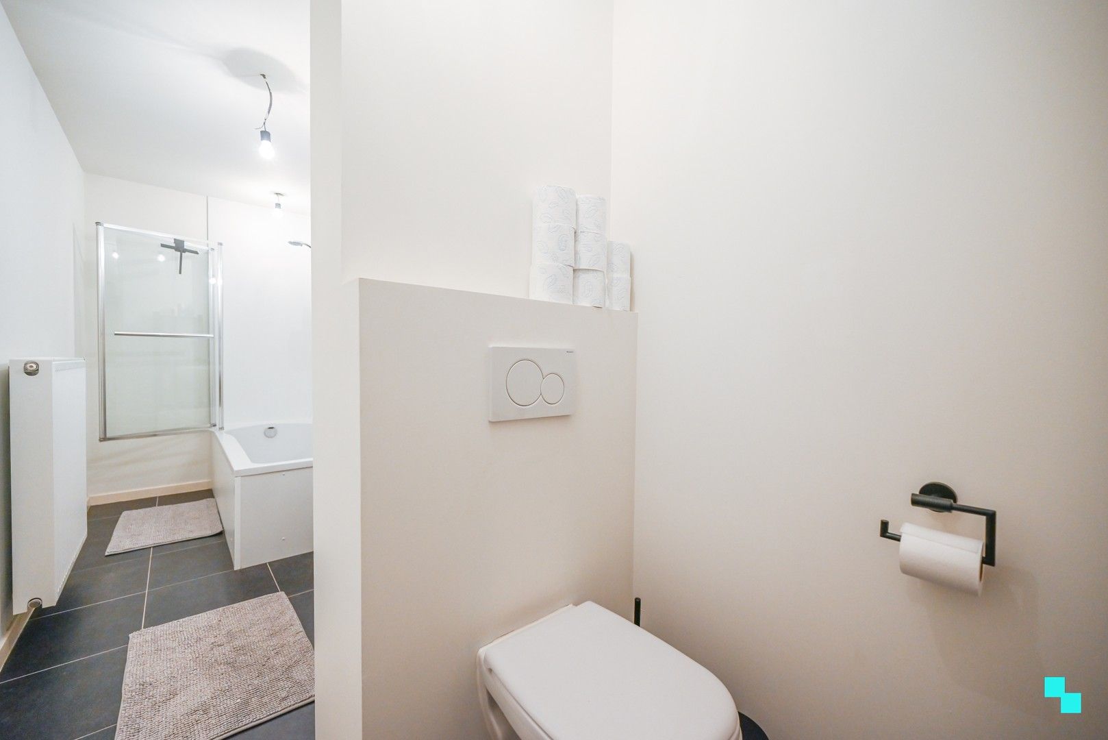 Volledig instapklaar duplex appartement in hartje Deerlijk foto 13