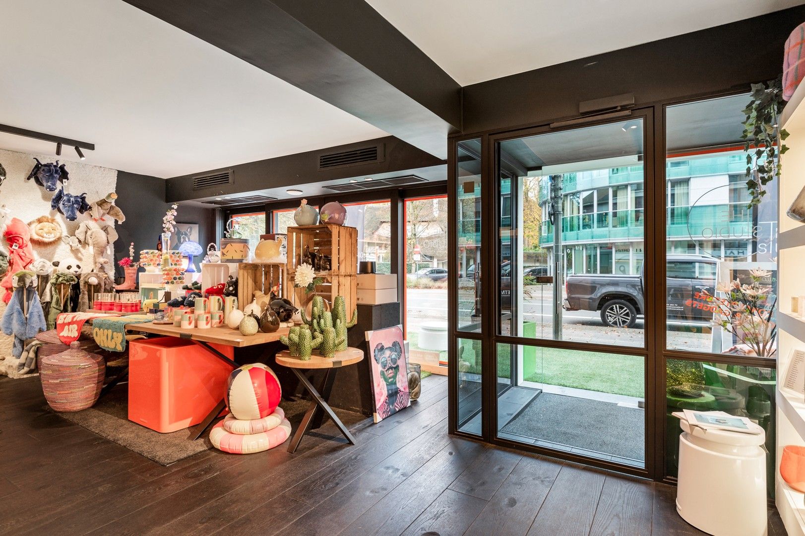 Commercieel gelijkvloers te huur met toplocatie in Brasschaat foto 6