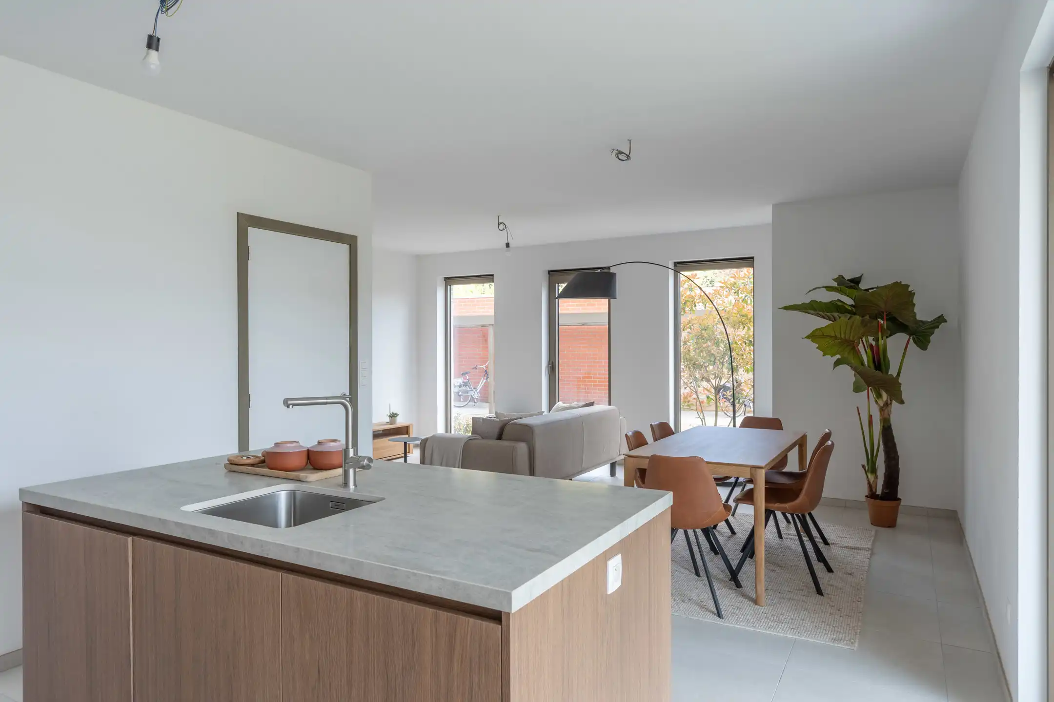 Knap energiezuinig appartement met tof terras foto 12