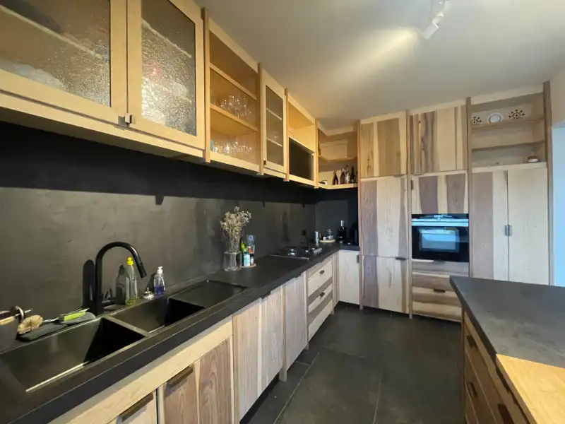 Uniek en hoogwaardig afgewerkt appartement tussen UZ en Sint-Pietersstation foto 11