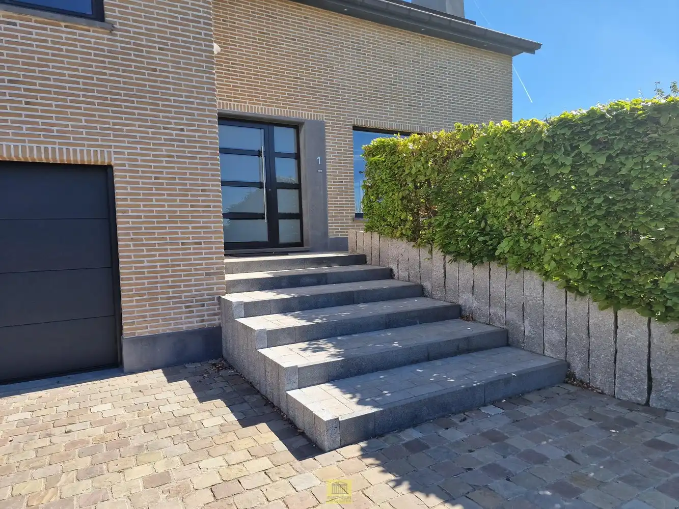 Instapklare gezinswoning met zonnepanelen, diverse terrassen en rustige ligging te Nieuwerkerken (Aalst) foto 40