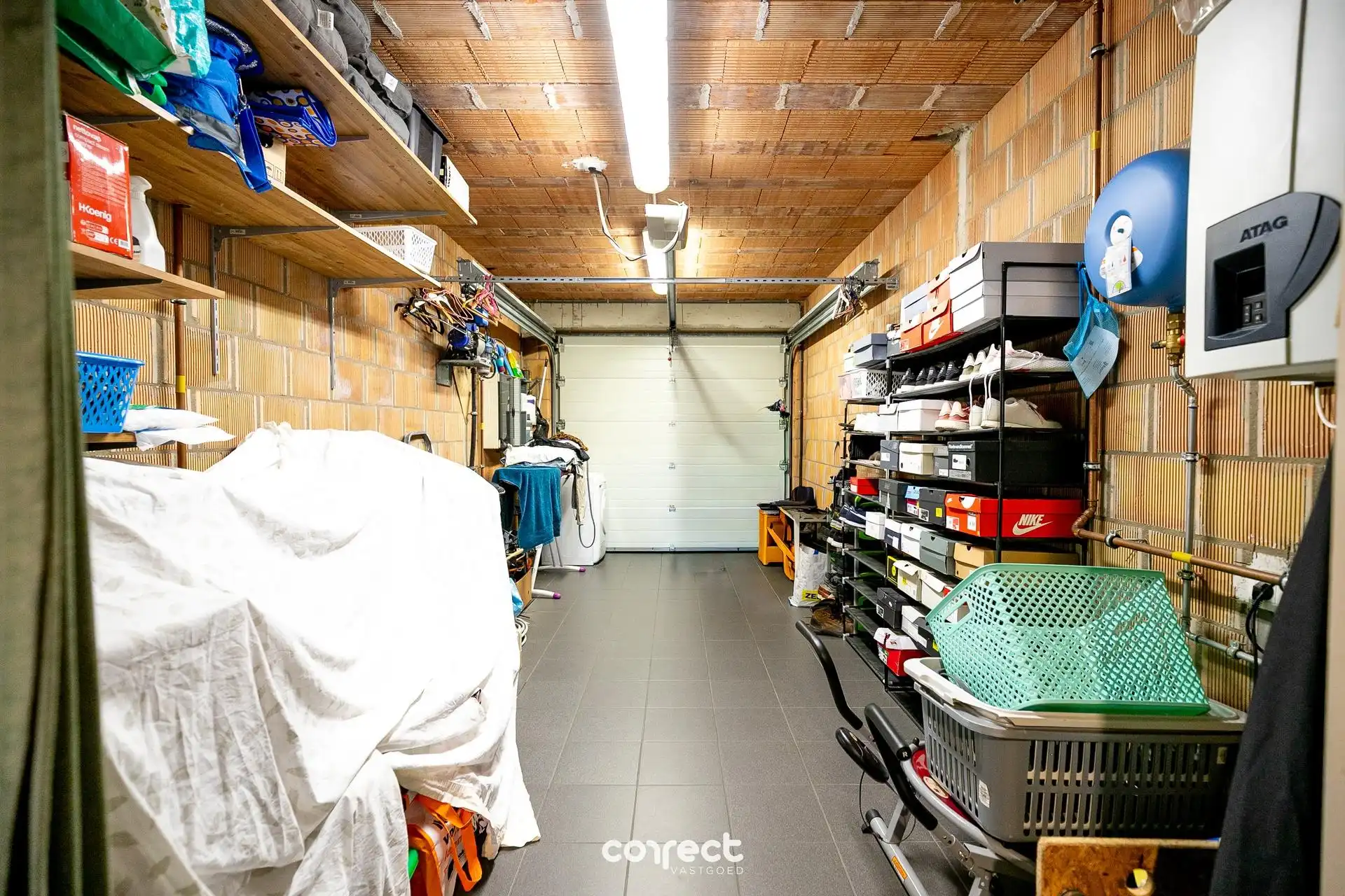 Half open bebouwing met 4 slaapkamers en tuin foto 11