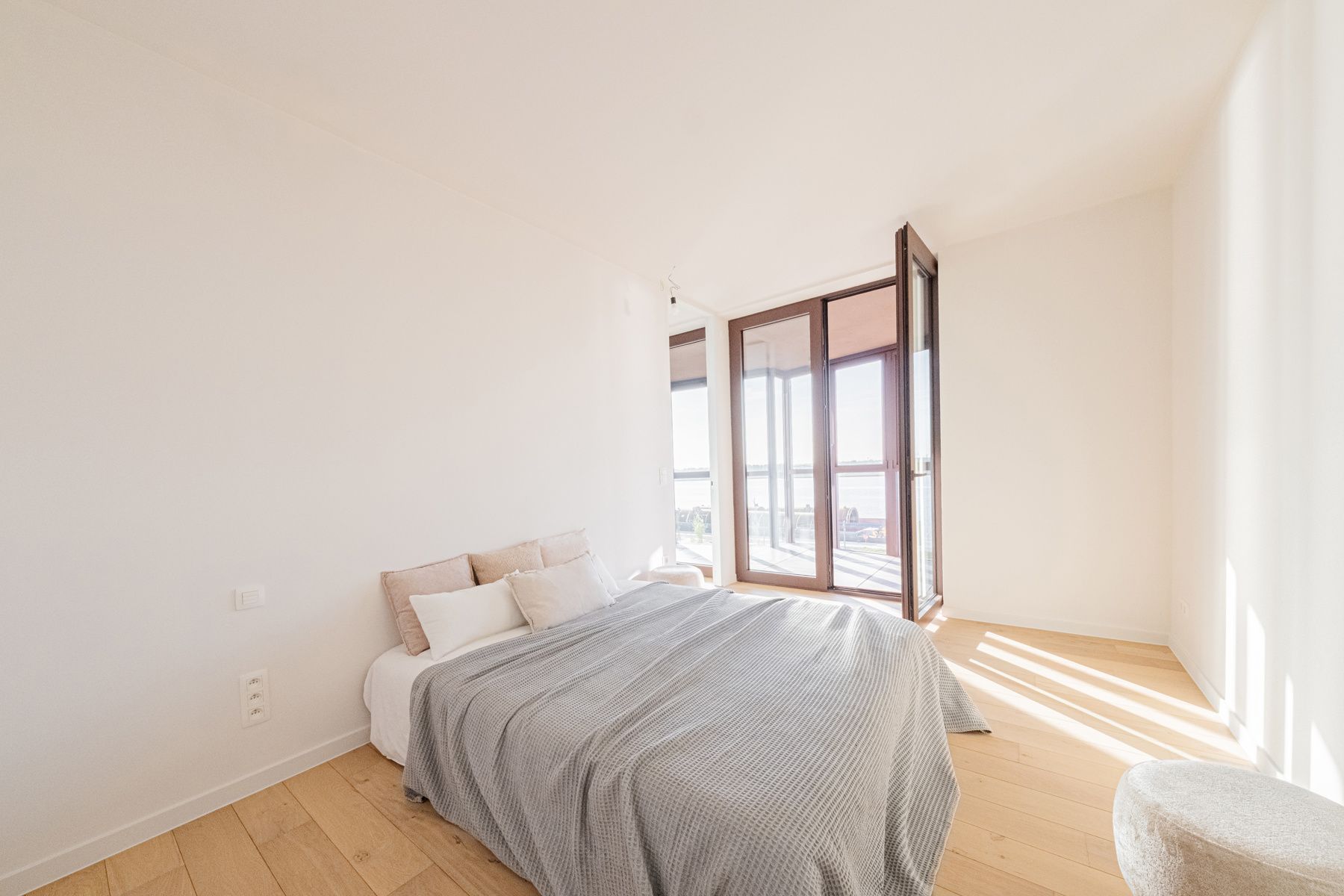 Groots wonen aan de Scheldekaaien met ruime terrassen foto 11