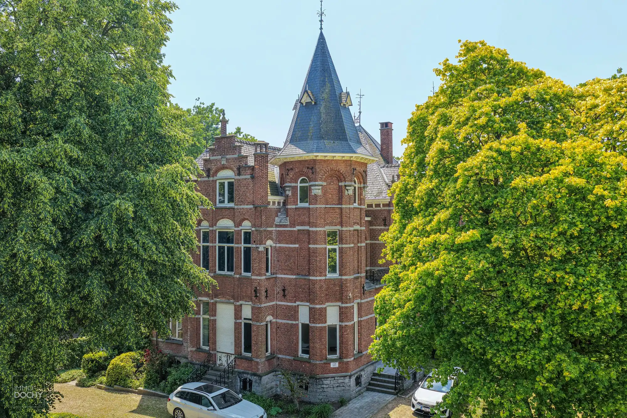 Karaktervolle villa met kasteelallure foto 3