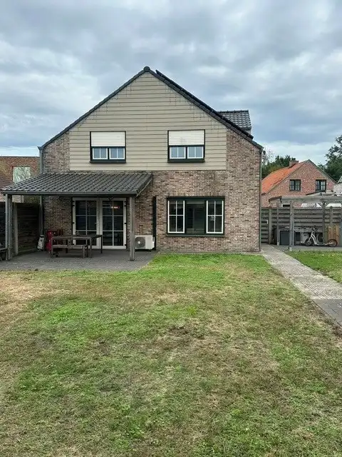 Rustig en energiezuinig wonen in een groene omgeving foto 23