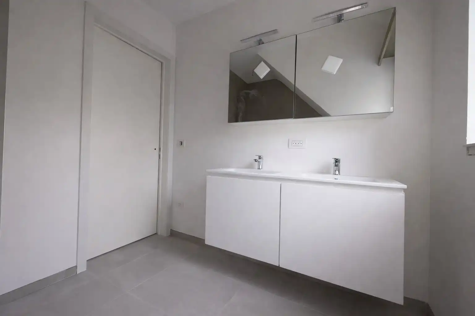 Nieuwbouwappartement te huur in centrum Nazareth foto 7