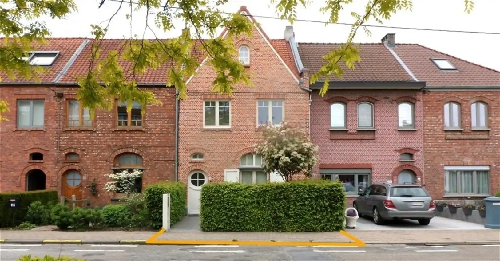 Stadswoning met drie slpk en tuintje op gunstige locatie foto 36