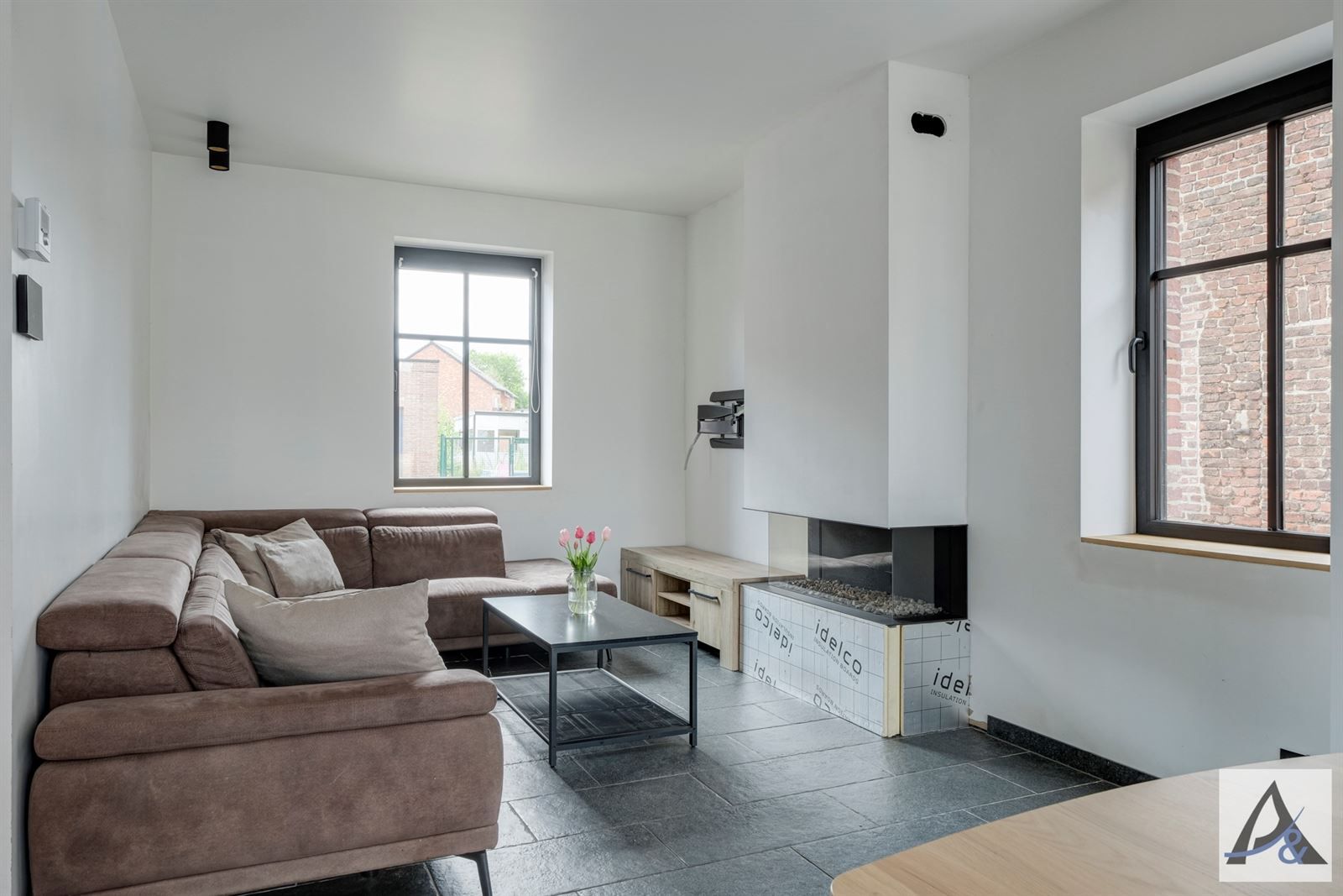 Totaal gerenoveerde, instapklare gezinswoning te koop in het hart van Munsterbilzen! foto 12