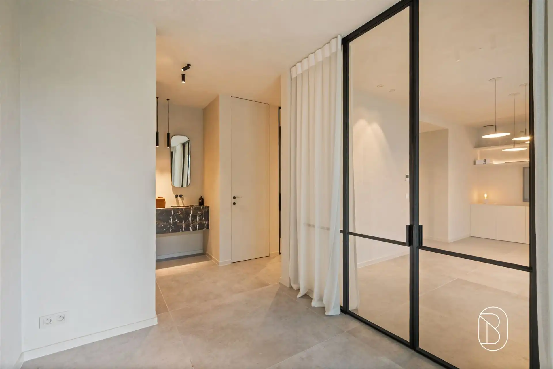 Luxueus afgewerkte kantoorruimte foto 5