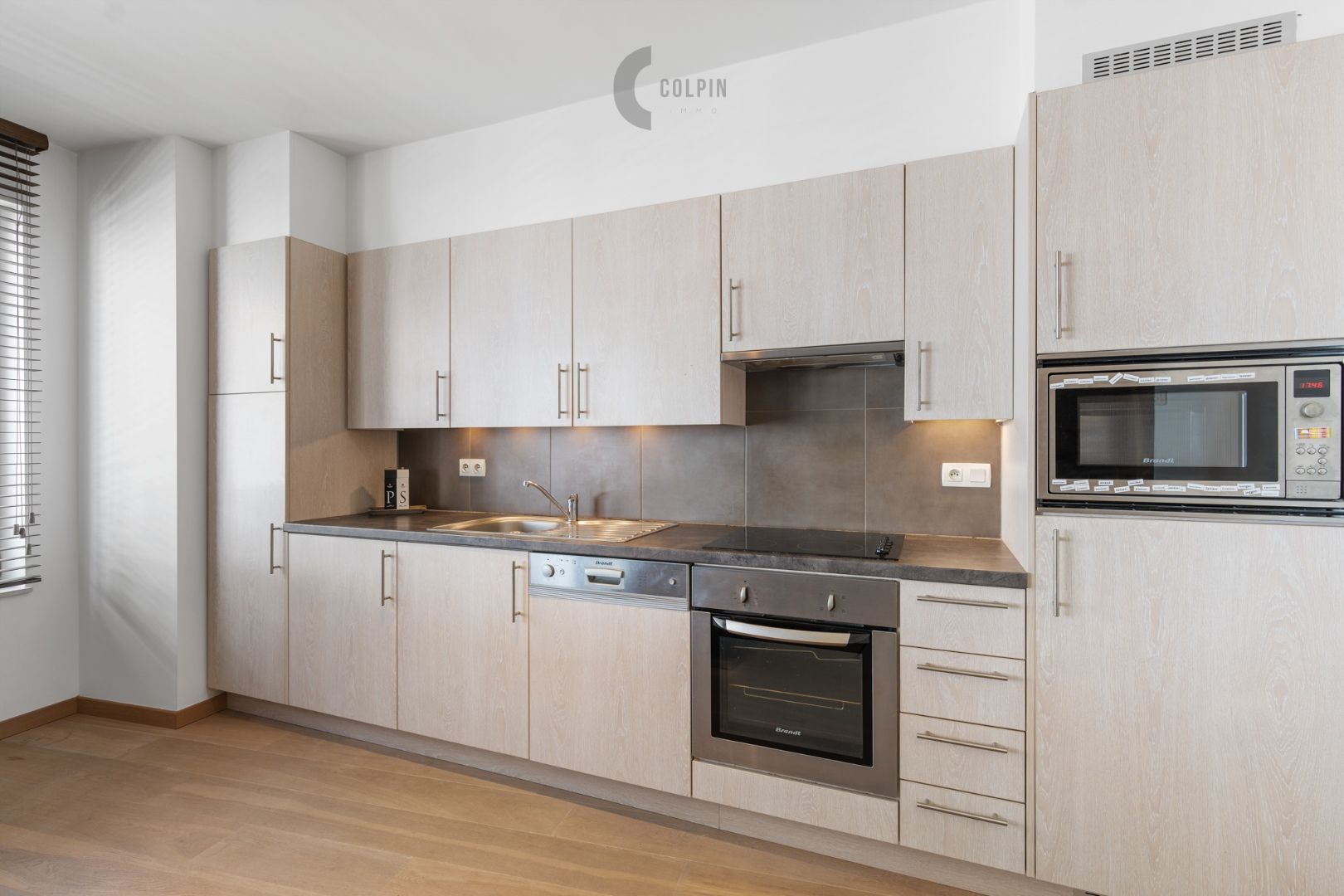 Instapklaar duplexappartement op toplocatie nabij strand foto 2
