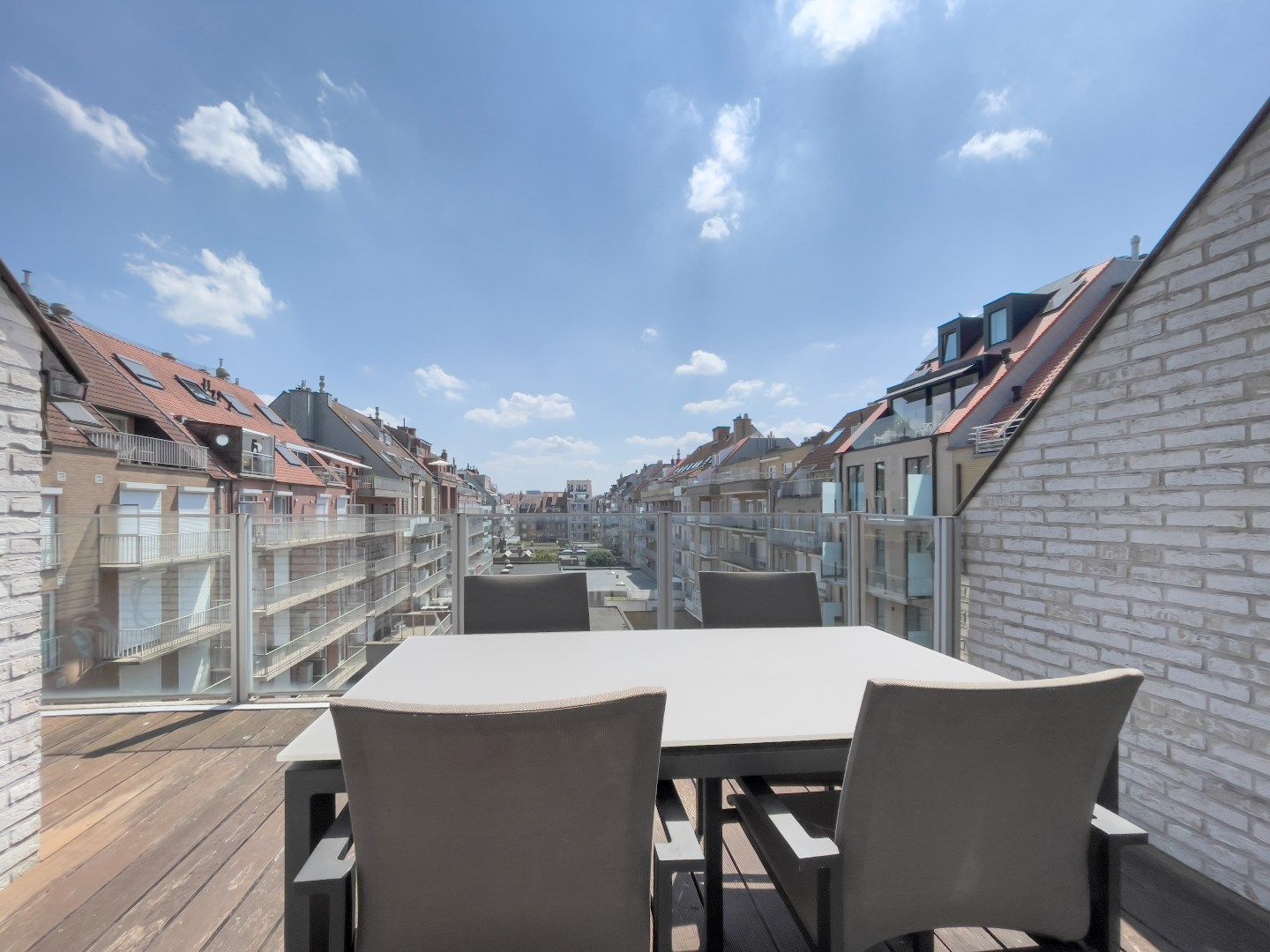 Prachtig en recente duplex op wandelafstand van de zeedijk. foto 29