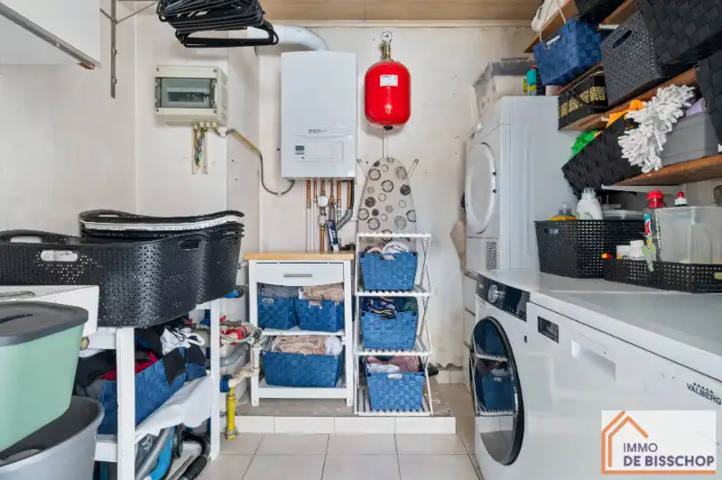 Gezellige woning met 3 slaapkamers en zongerichte tuin foto 10