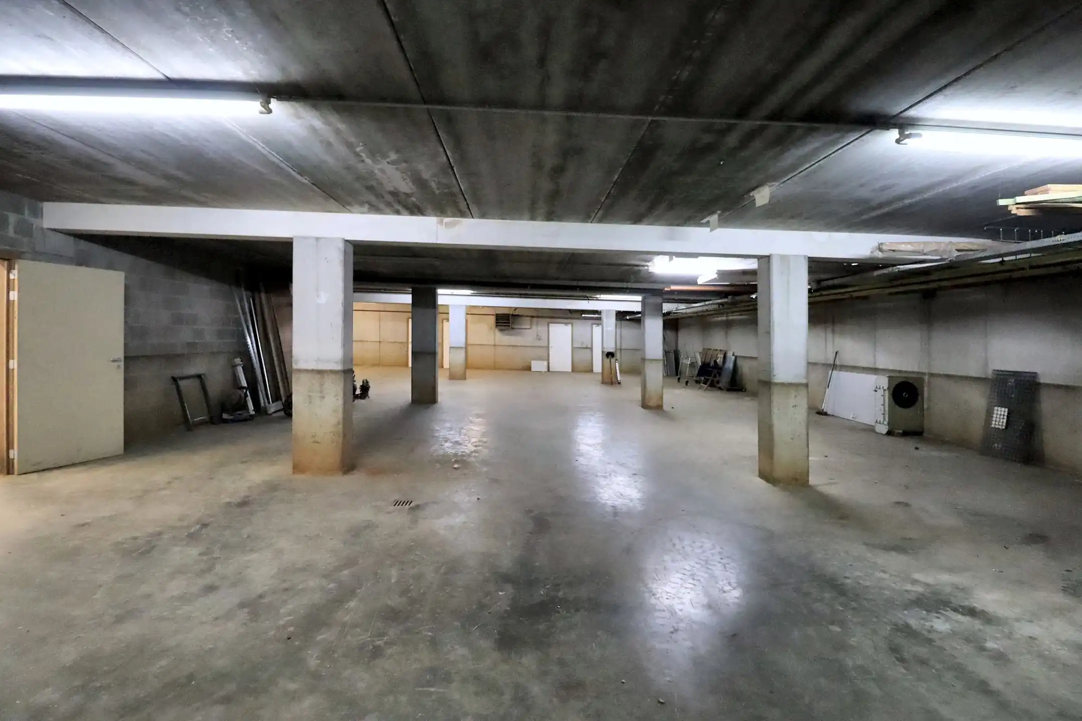 Handelspand 1.830 m² aan invalsweg Puurs foto 8