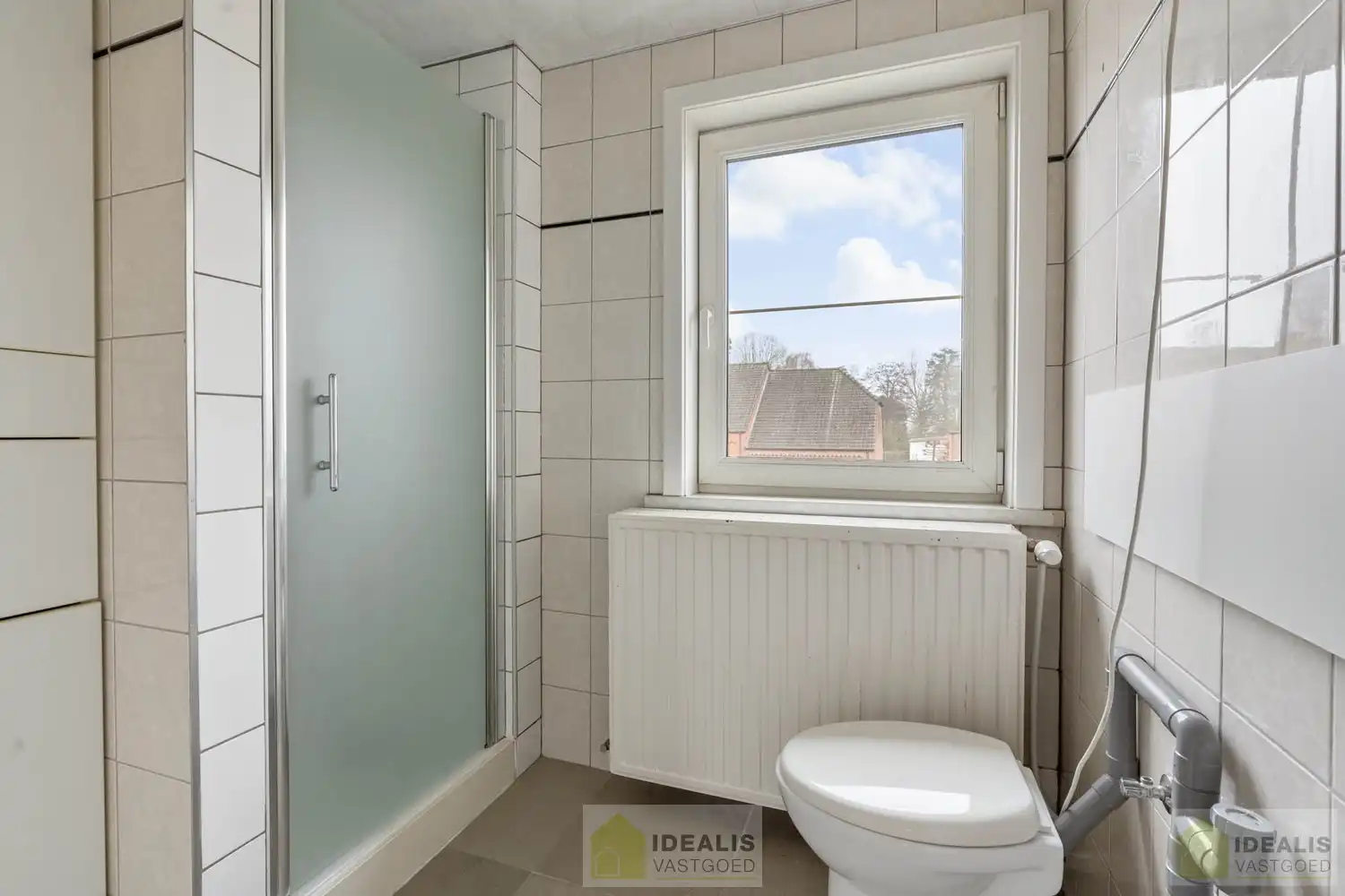 AANGENAME GEZINSWONING MET 3 SLAAPKAMERS OP GEGEERDE LOCATIE IN HARTJE ACHEL foto 31