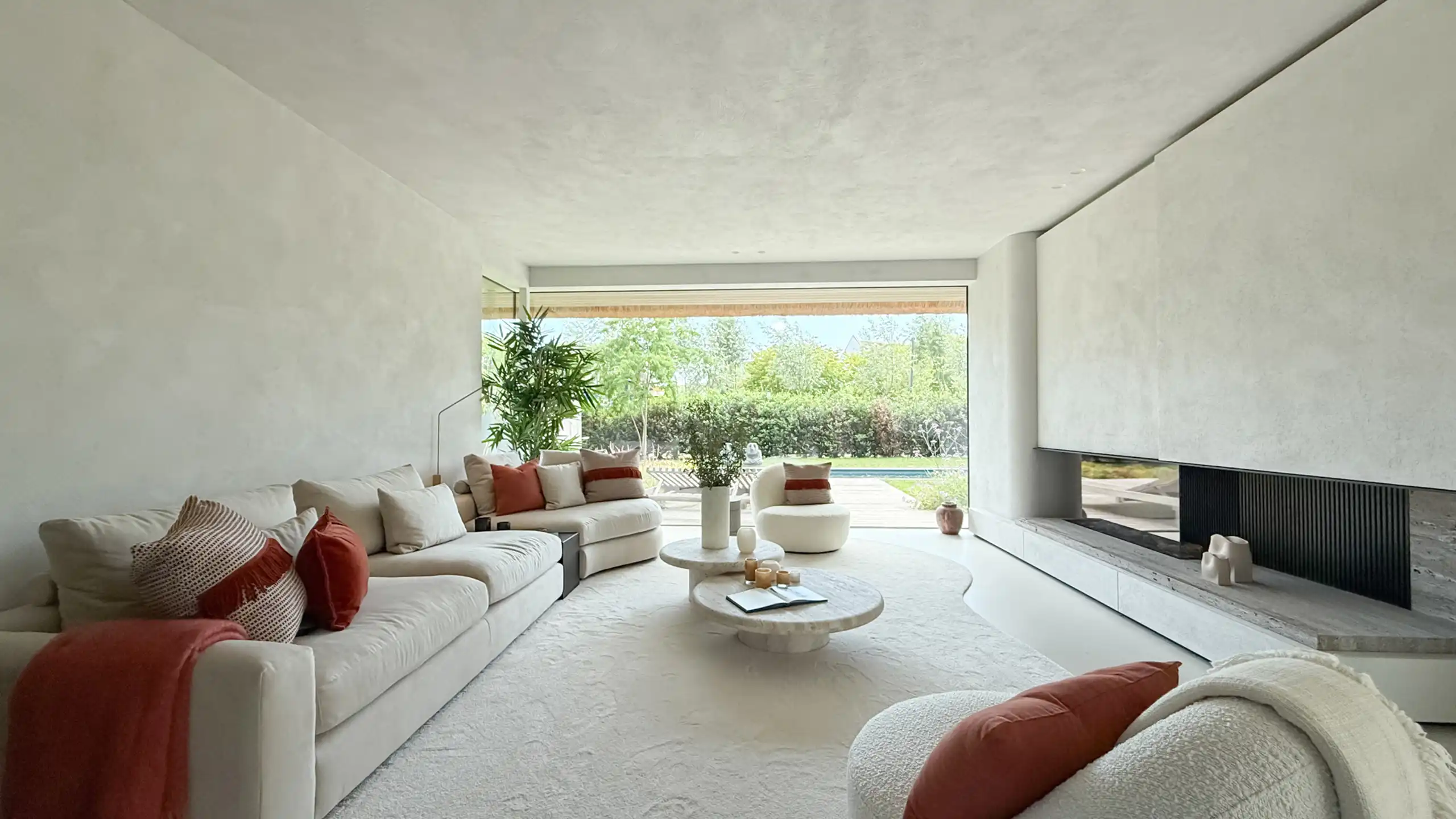 Nieuwbouwvilla met zonovergoten tuin en zwembad -Duinenwater foto 6