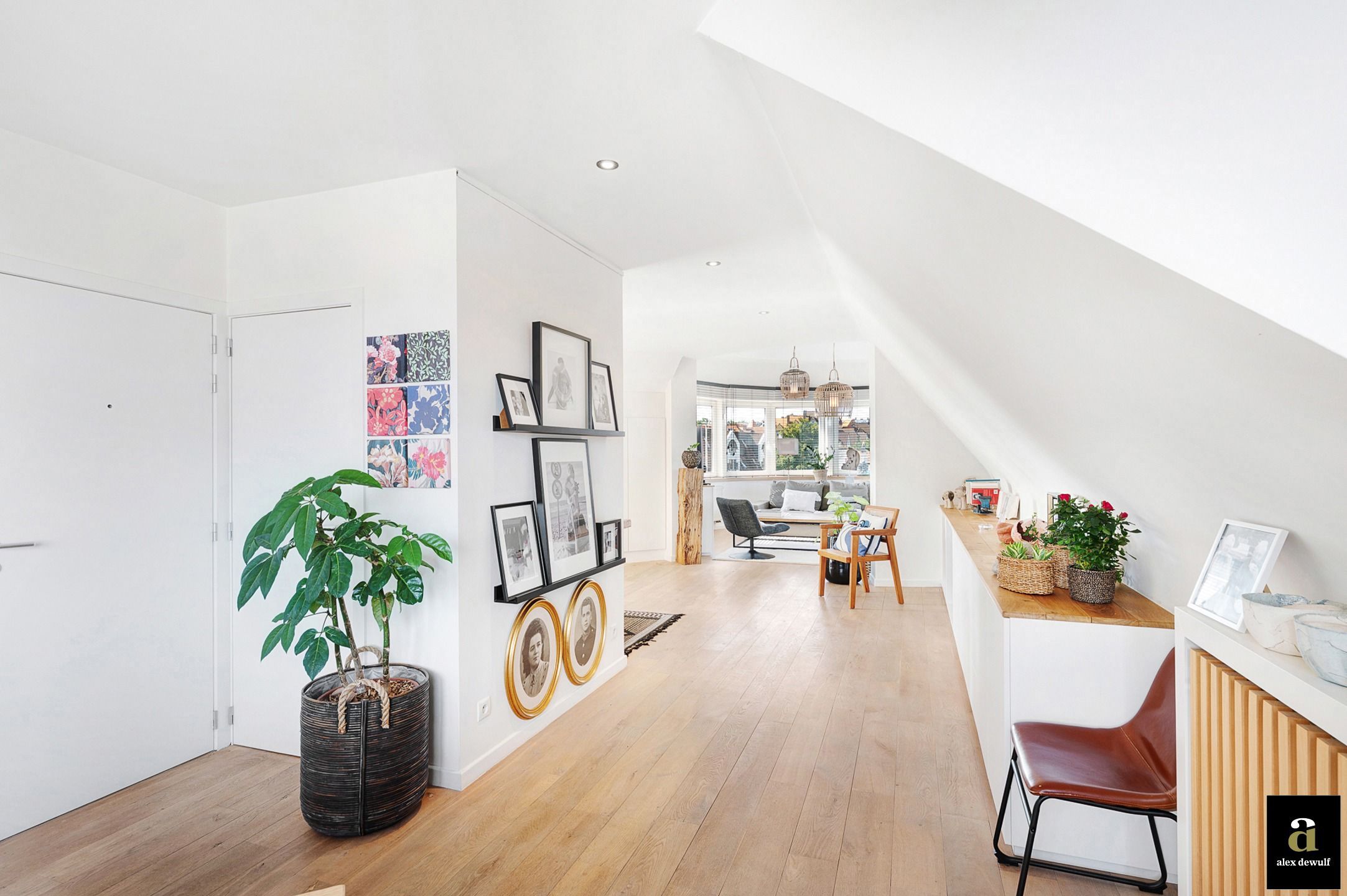 Ruim en licht dakappartement met groot terras te Duinbergen  foto 11