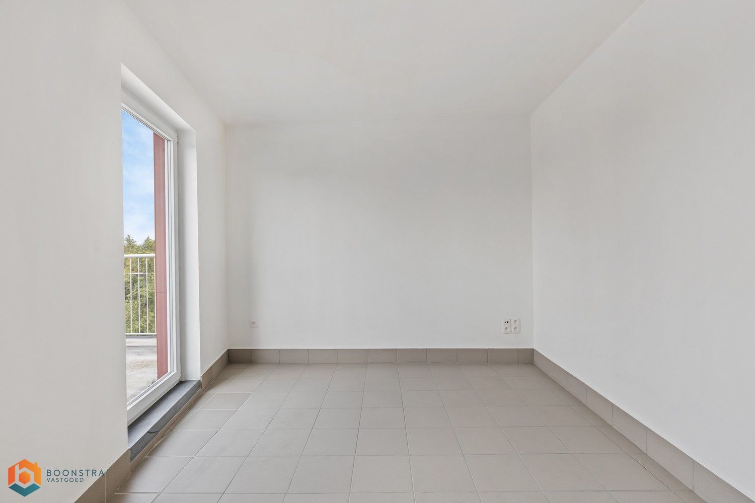 Lichtrijk appartement met 1 slpkr in het centrum van Schriek foto 10